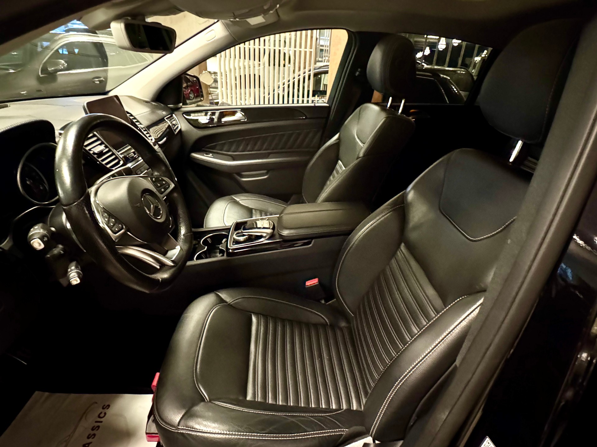 MERCEDES-BENZ GLE 350 d 4Matic AMG Line 9G-Tronic-image-20