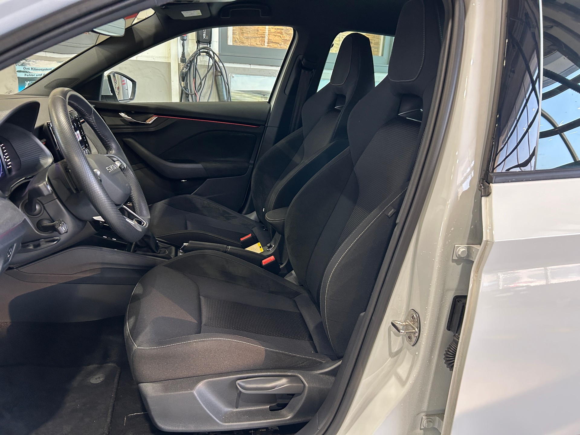 SKODA Scala 1.5 TSI Selection DSG-image-6
