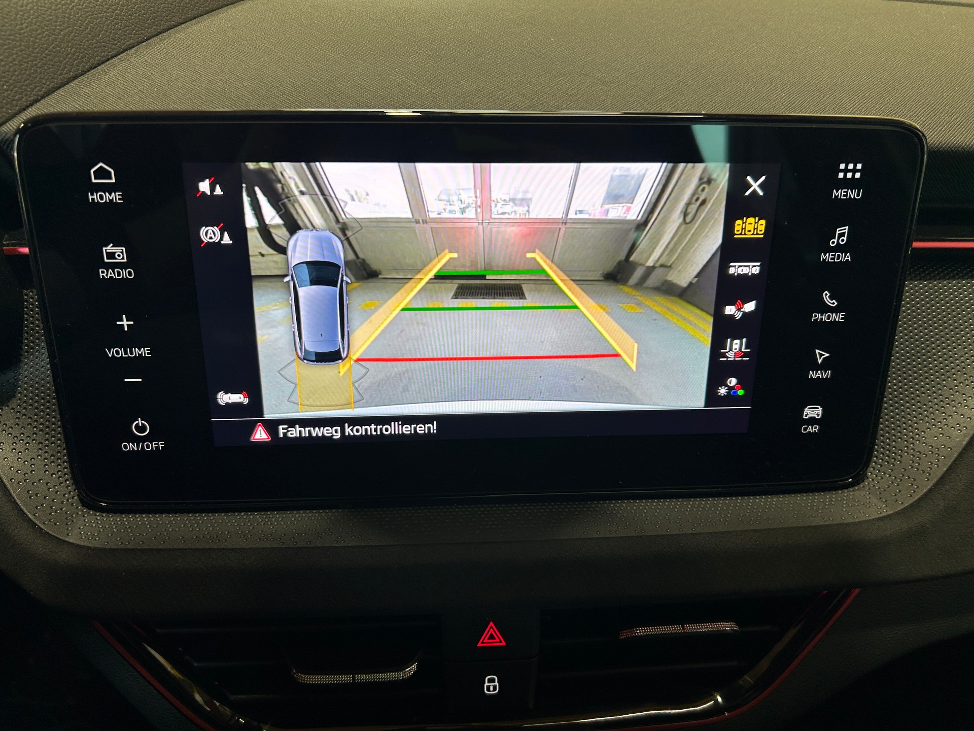 SKODA Scala 1.5 TSI Selection DSG-image-11