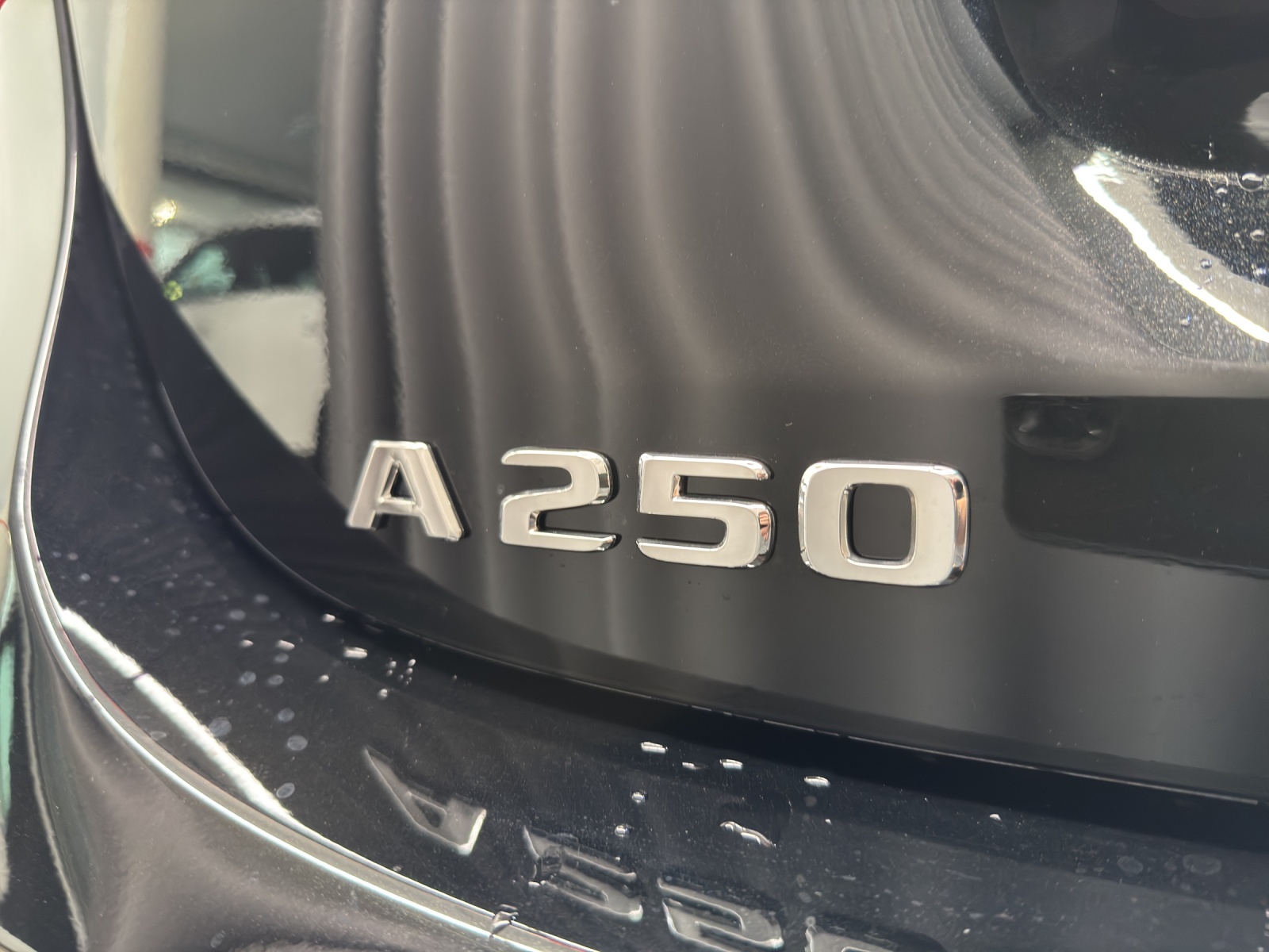 MERCEDES-BENZ A 250 AMG Line 4Matic-image-15