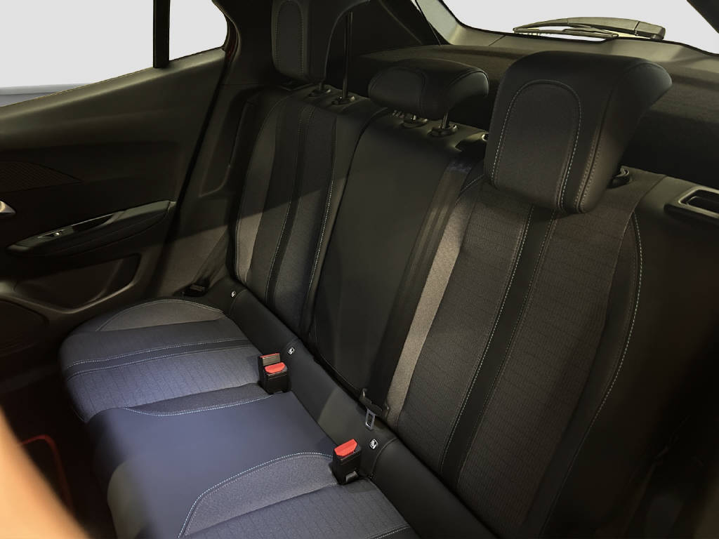 PEUGEOT 2008 e-Allure Pack-image-10
