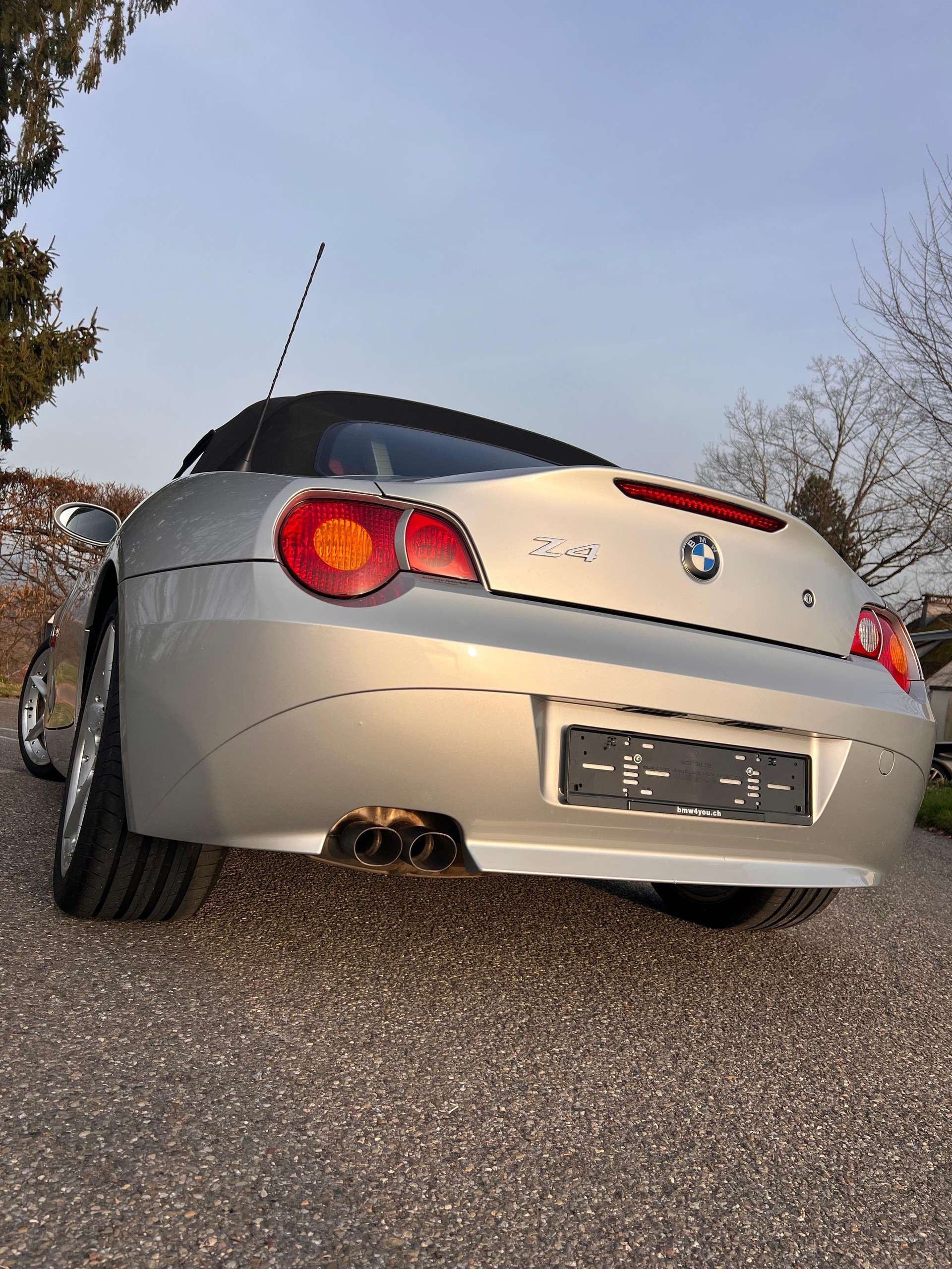 BMW Z4 3.0i Roadster-image-3