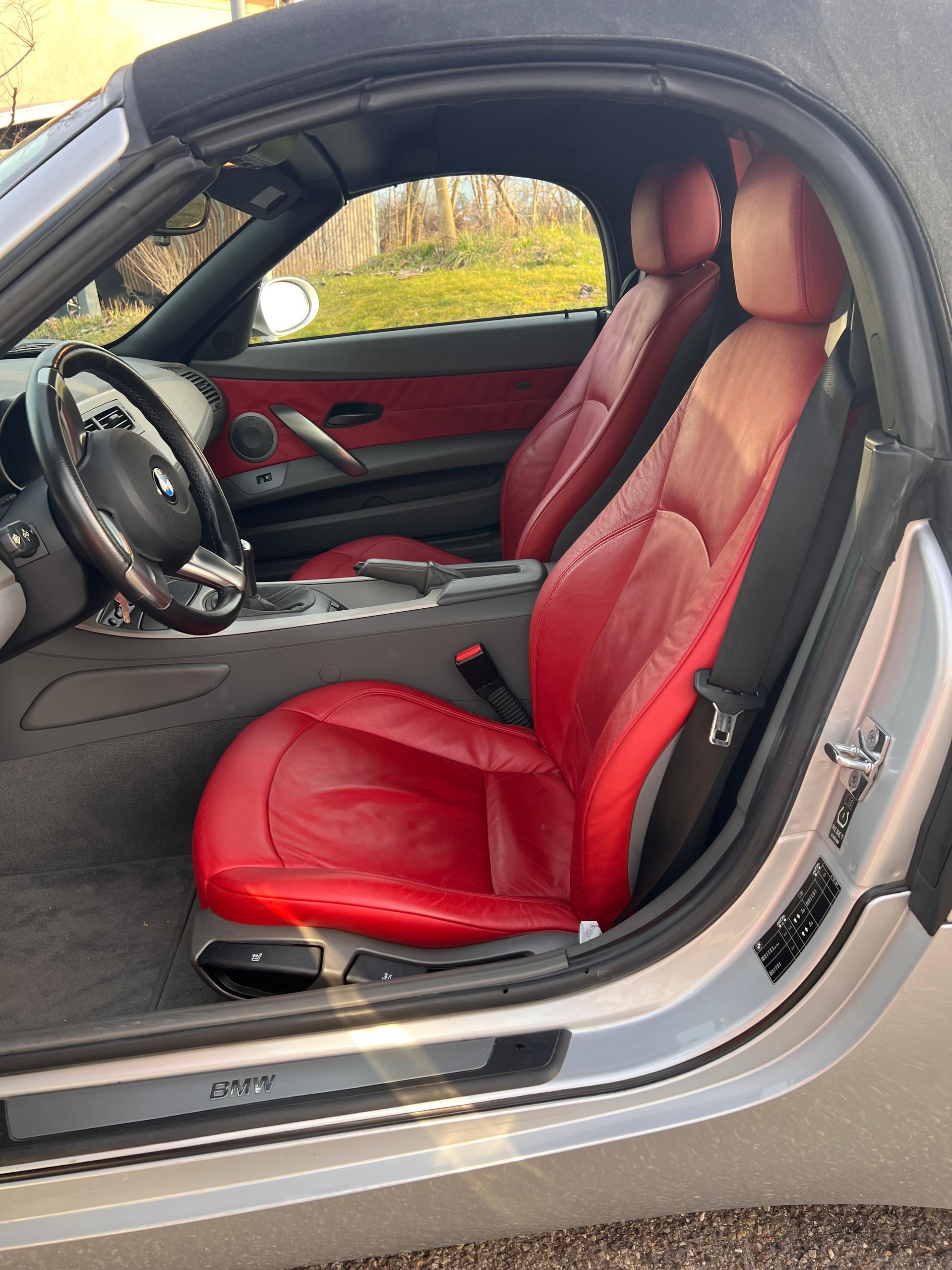 BMW Z4 3.0i Roadster-image-1