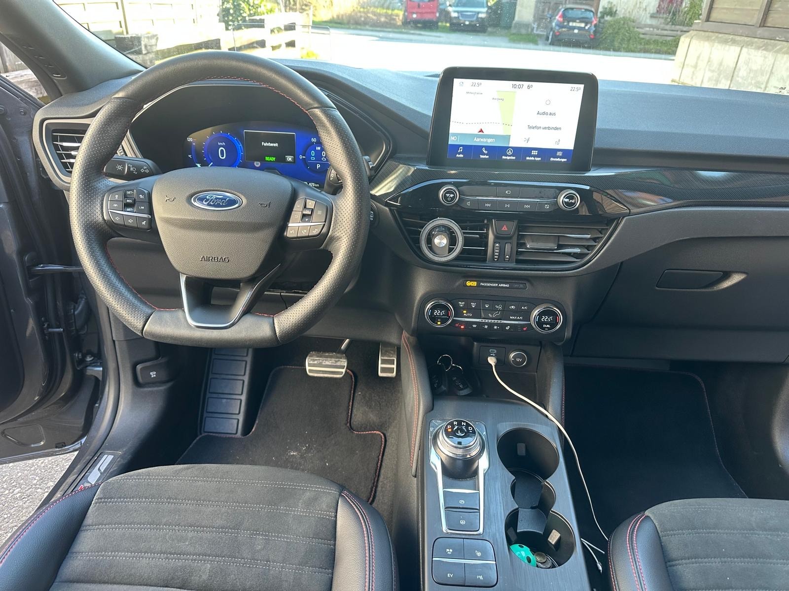 FORD Kuga 2.5 PHEV ST-Line X 2WD-image-7