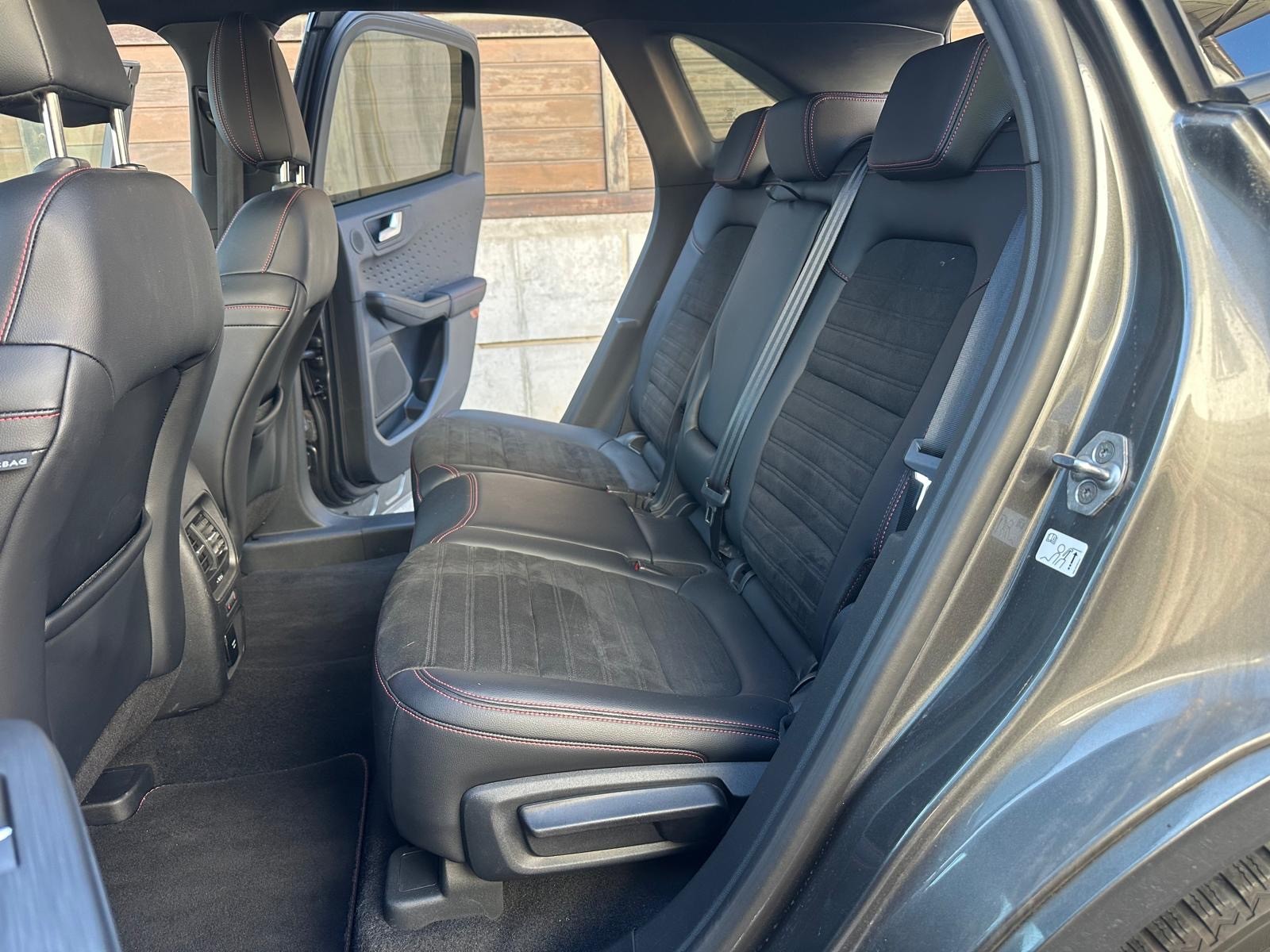 FORD Kuga 2.5 PHEV ST-Line X 2WD-image-10