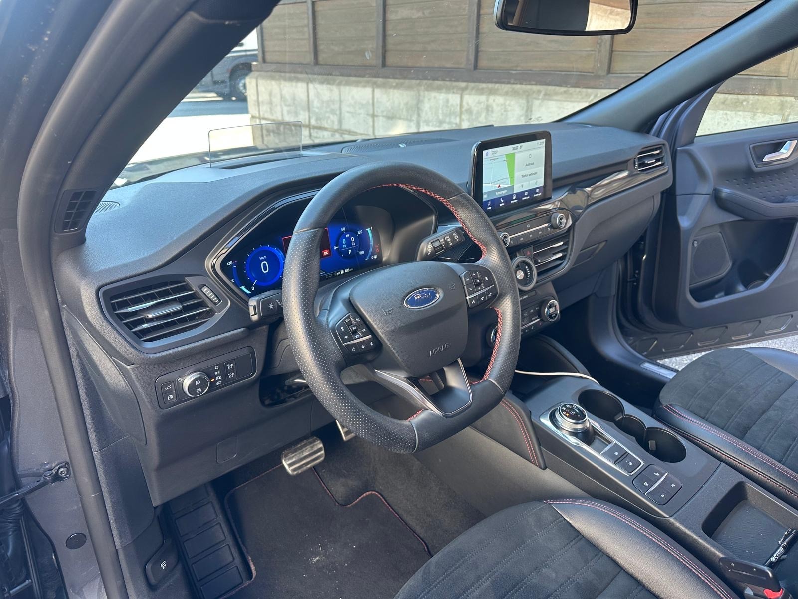 FORD Kuga 2.5 PHEV ST-Line X 2WD-image-8