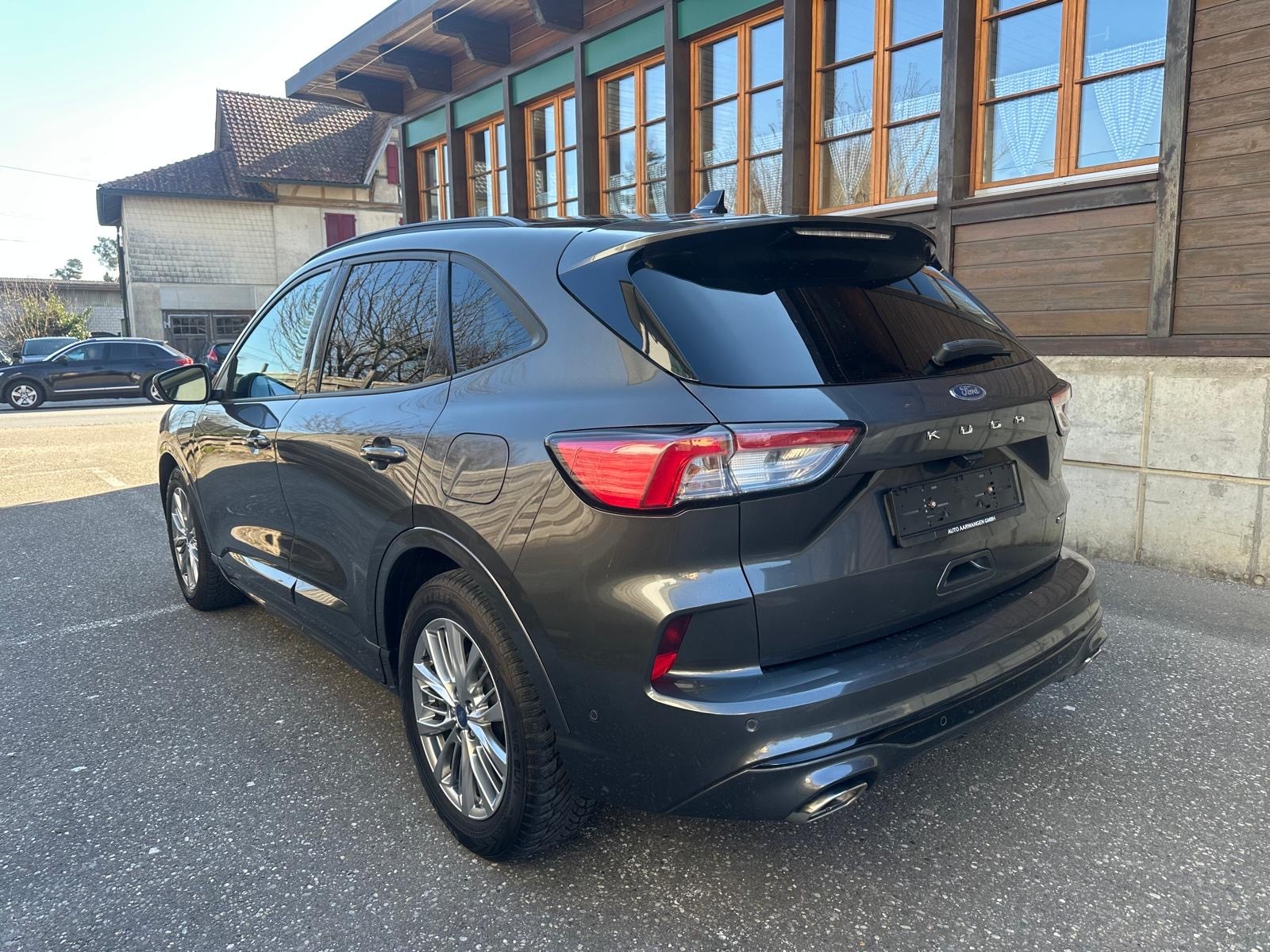 FORD Kuga 2.5 PHEV ST-Line X 2WD-image-2