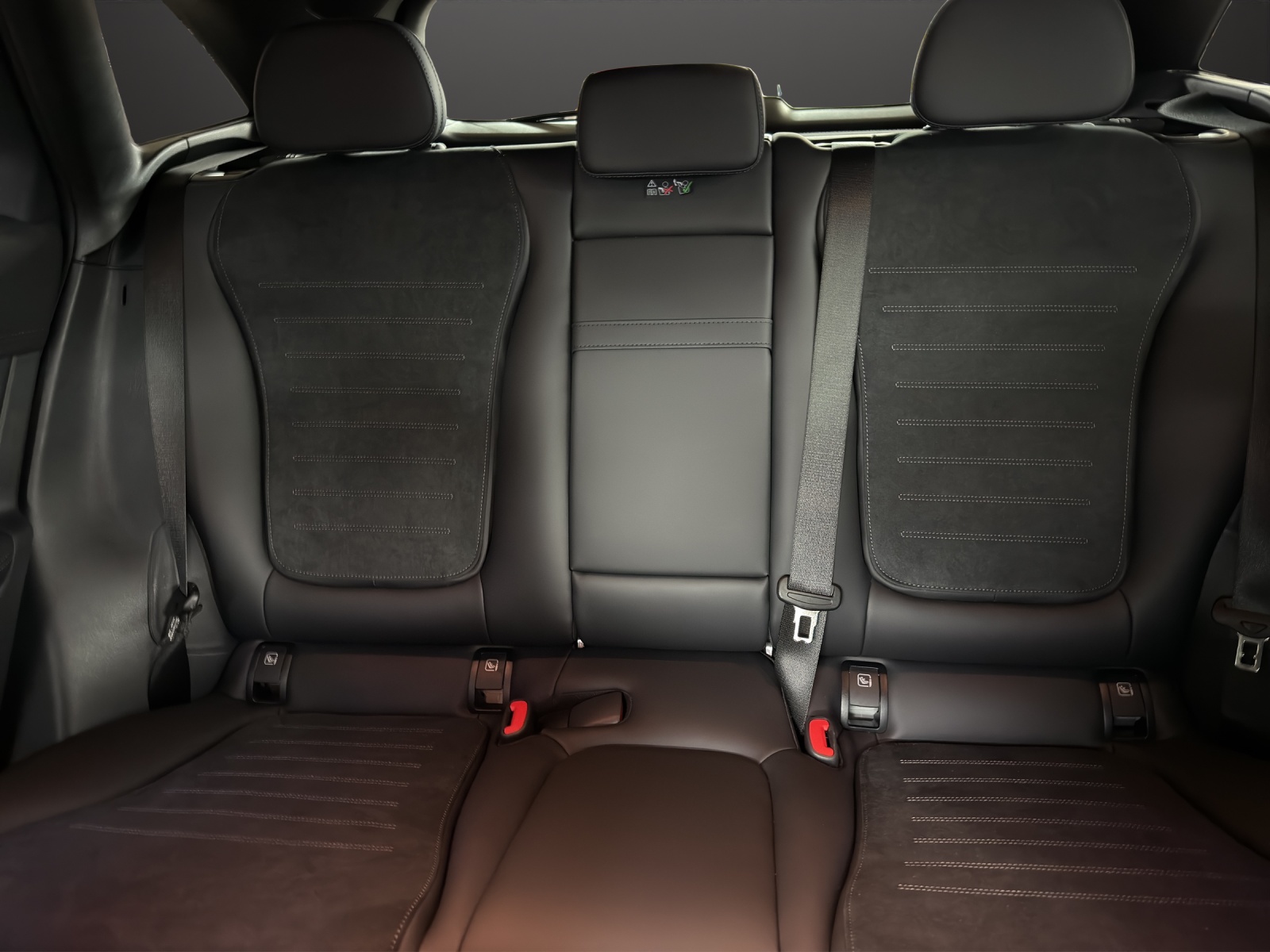 MERCEDES-BENZ GLC 220 d 4Matic 9G-Tronic-image-14