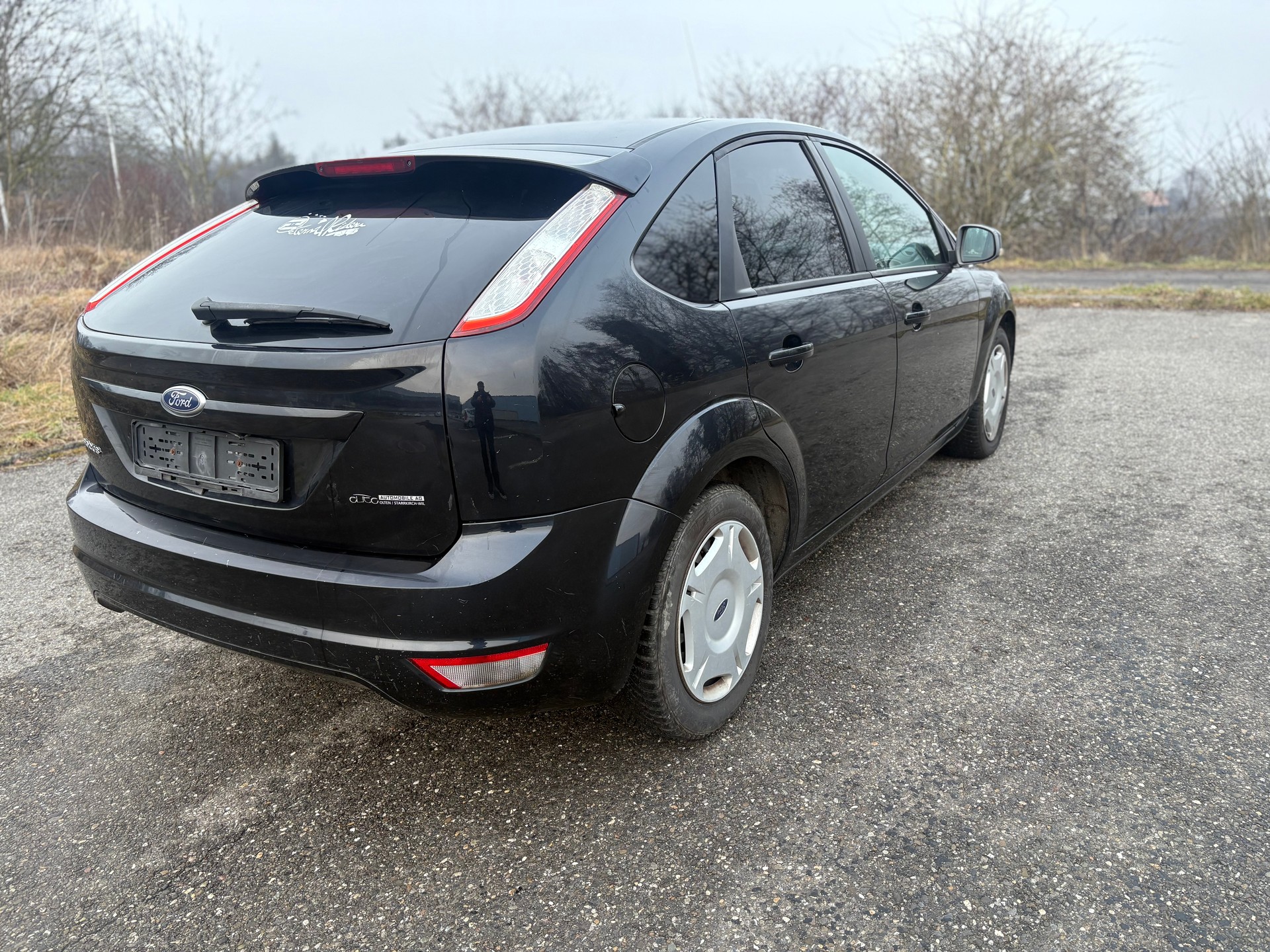 FORD Focus 2.0i Titanium-image-5