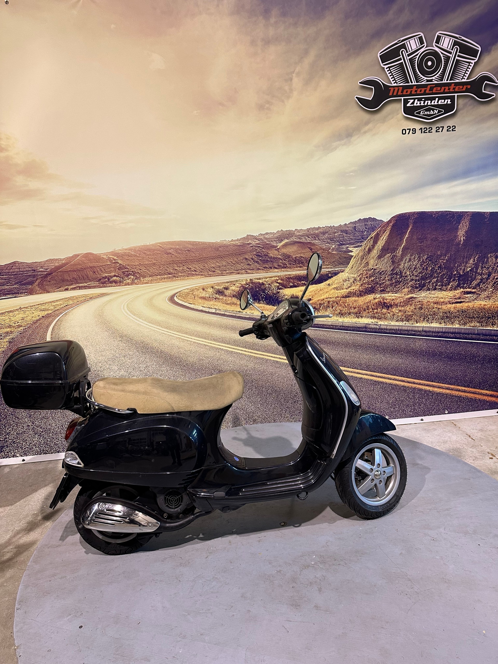 PIAGGIO Vespa 125 LX4