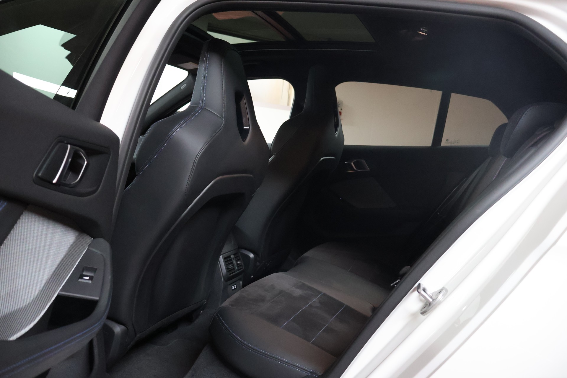 BMW M135 xDrive M Sport Pro-image-17