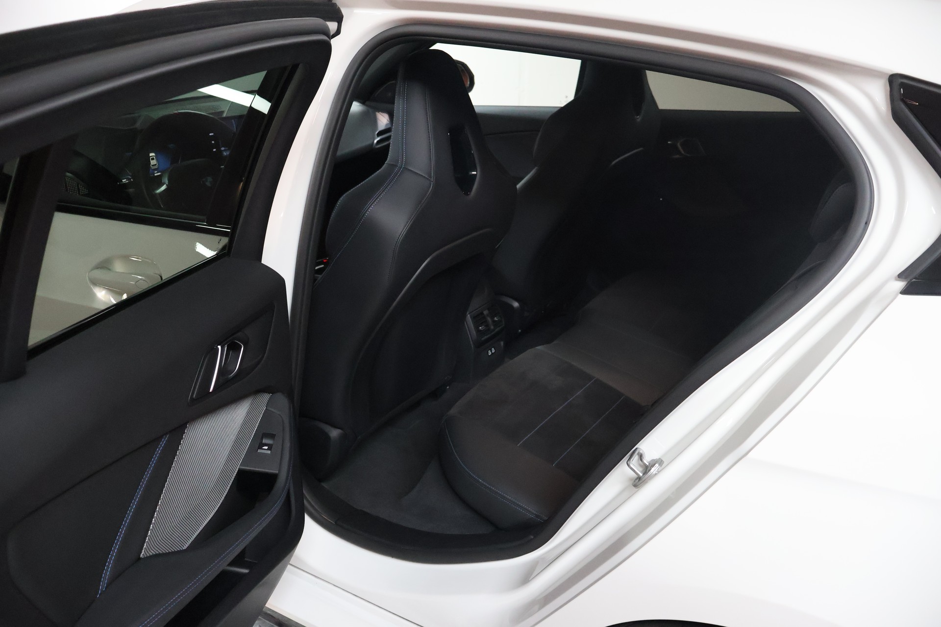 BMW M135 xDrive M Sport Pro-image-15