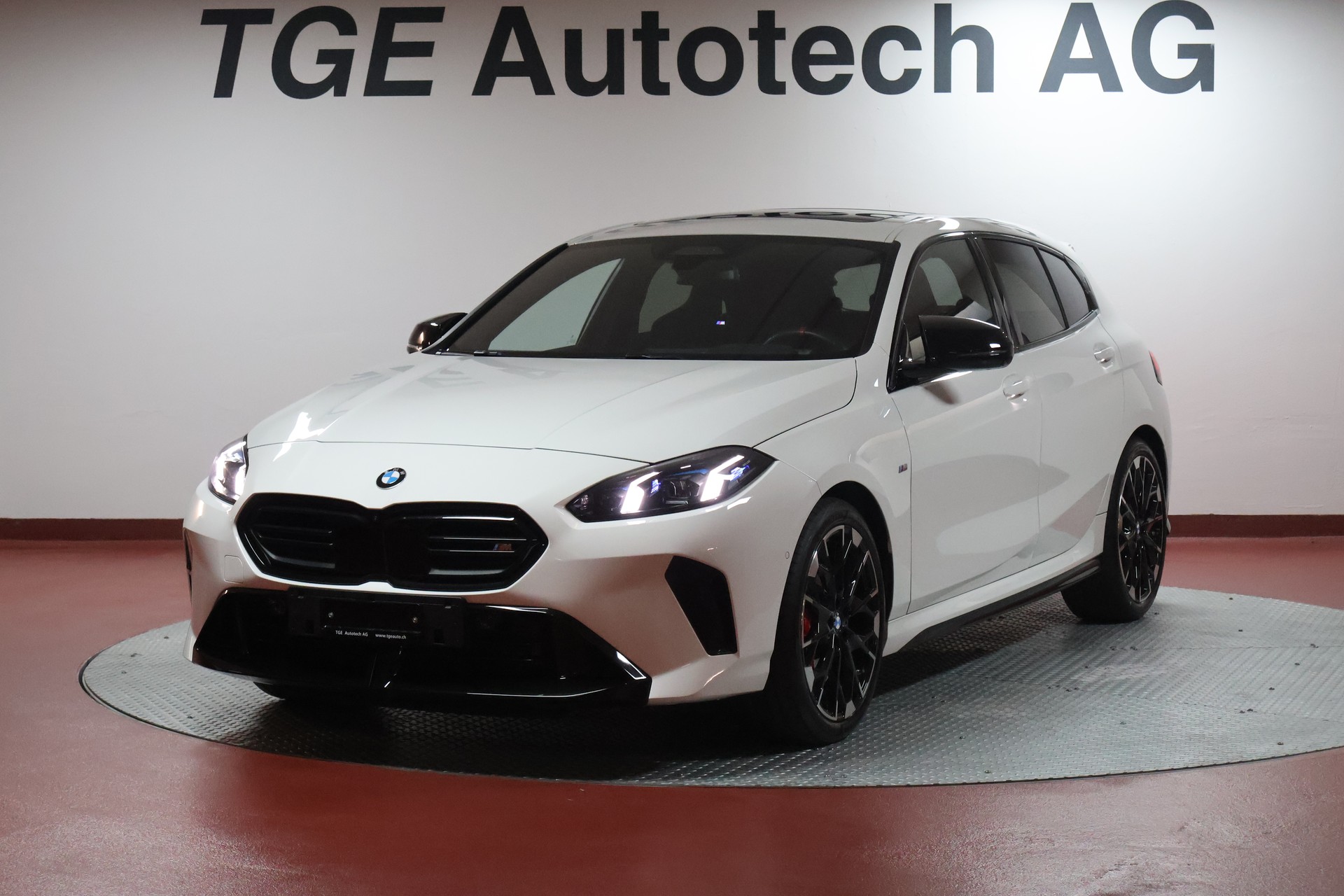 BMW M135 xDrive M Sport Pro-image-0