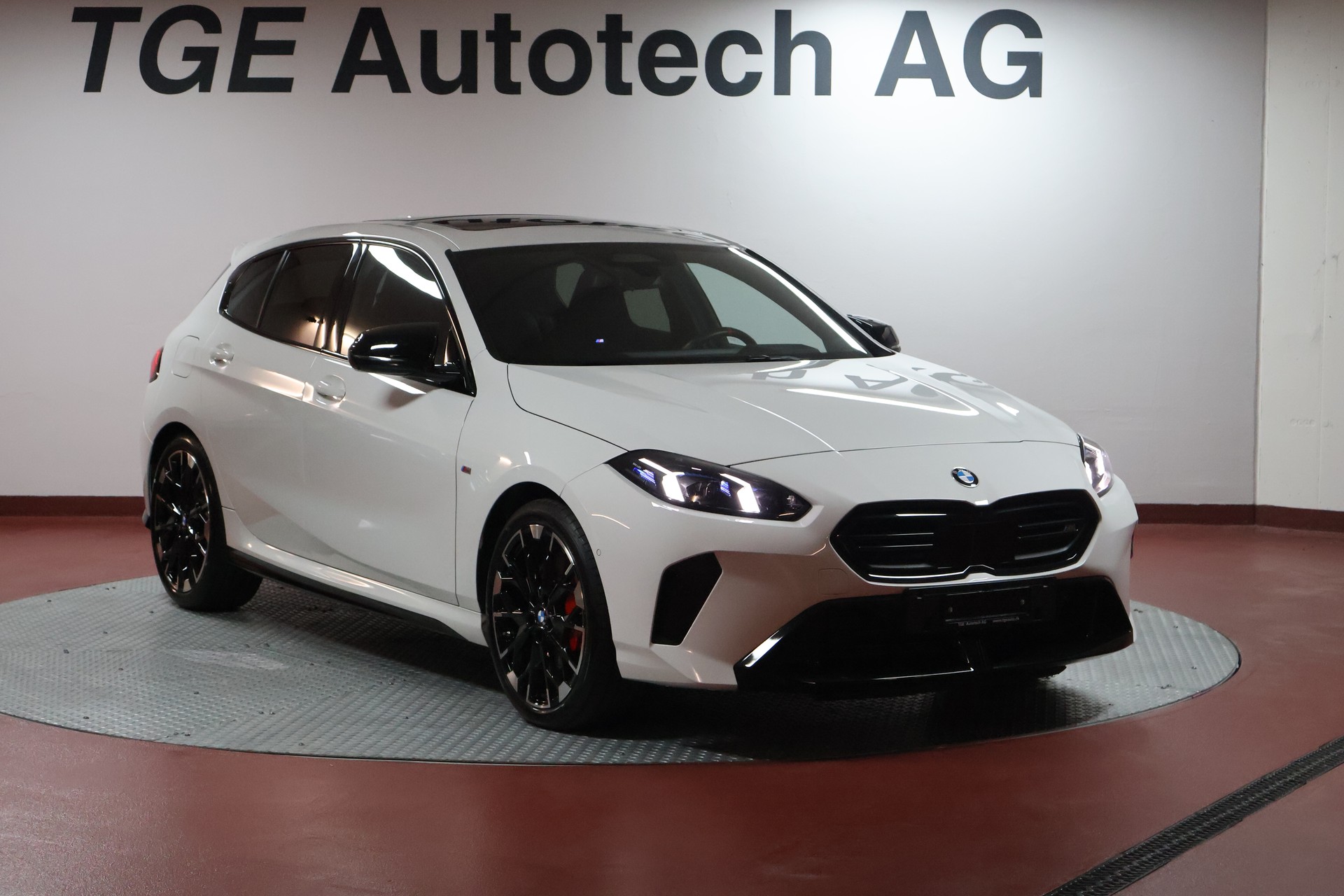 BMW M135 xDrive M Sport Pro-image-2