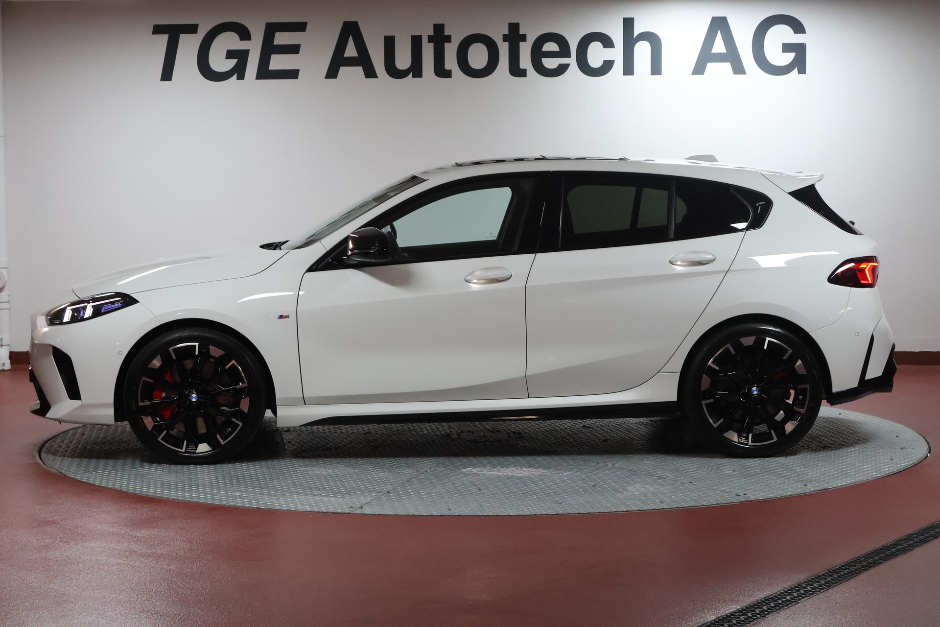 BMW M135 xDrive M Sport Pro-image-18