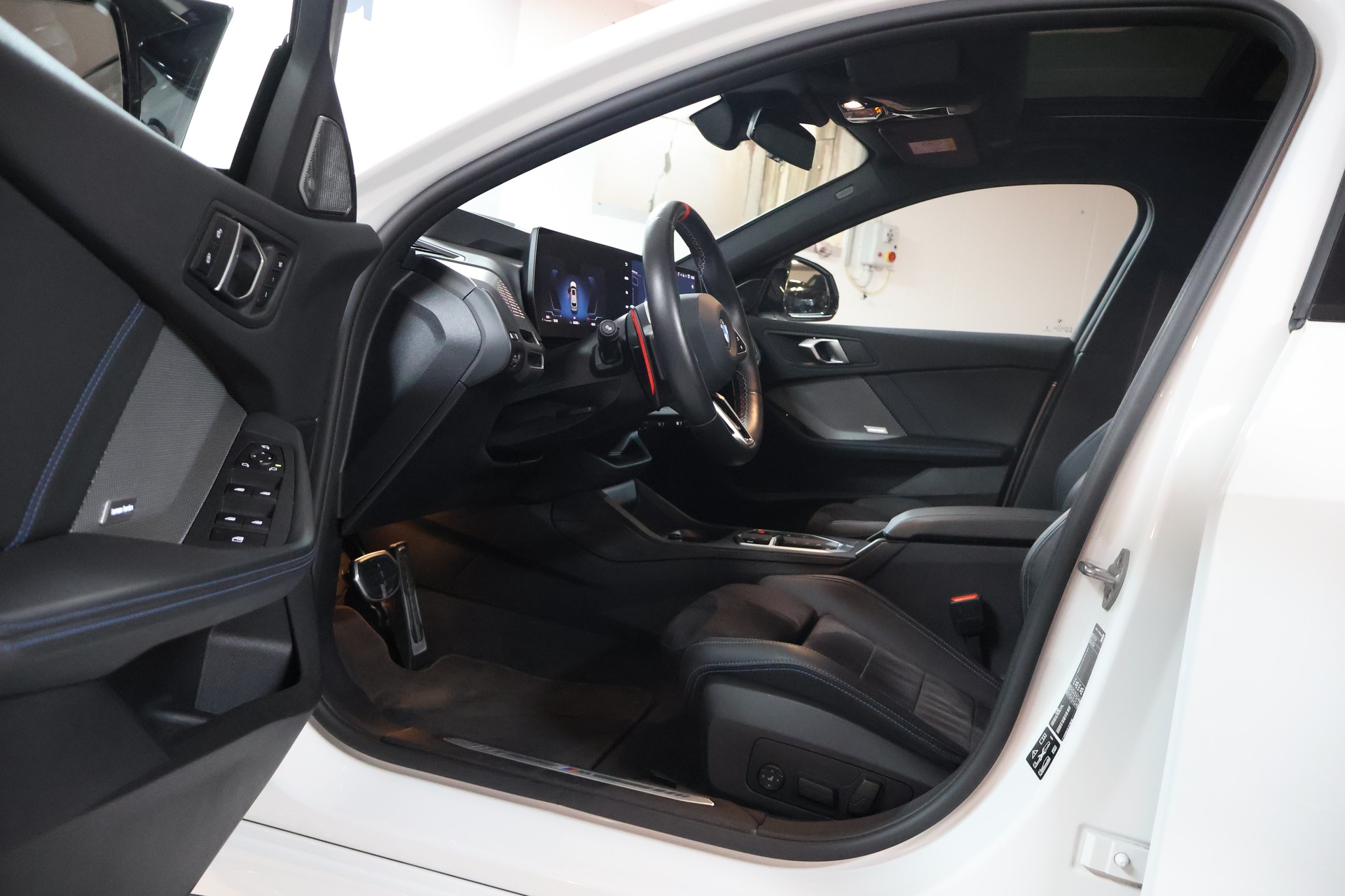 BMW M135 xDrive M Sport Pro-image-5