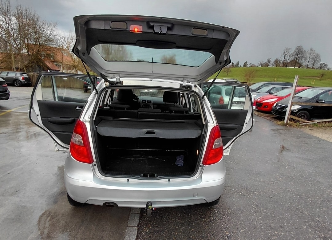 MERCEDES-BENZ A 180 (170) BlueEfficiency Elégance-image-8