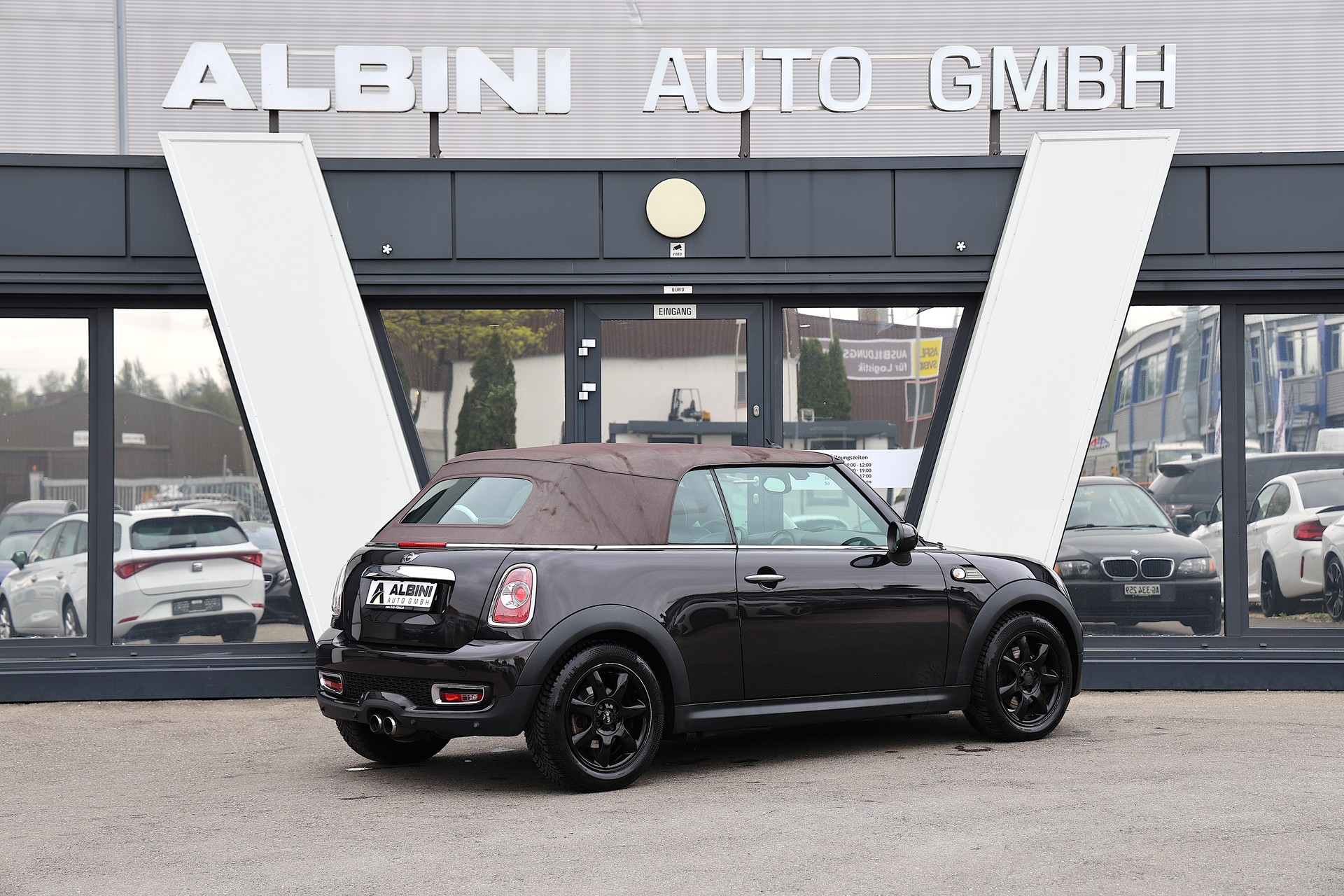 MINI Cooper S Cabriolet Steptronic-image-3