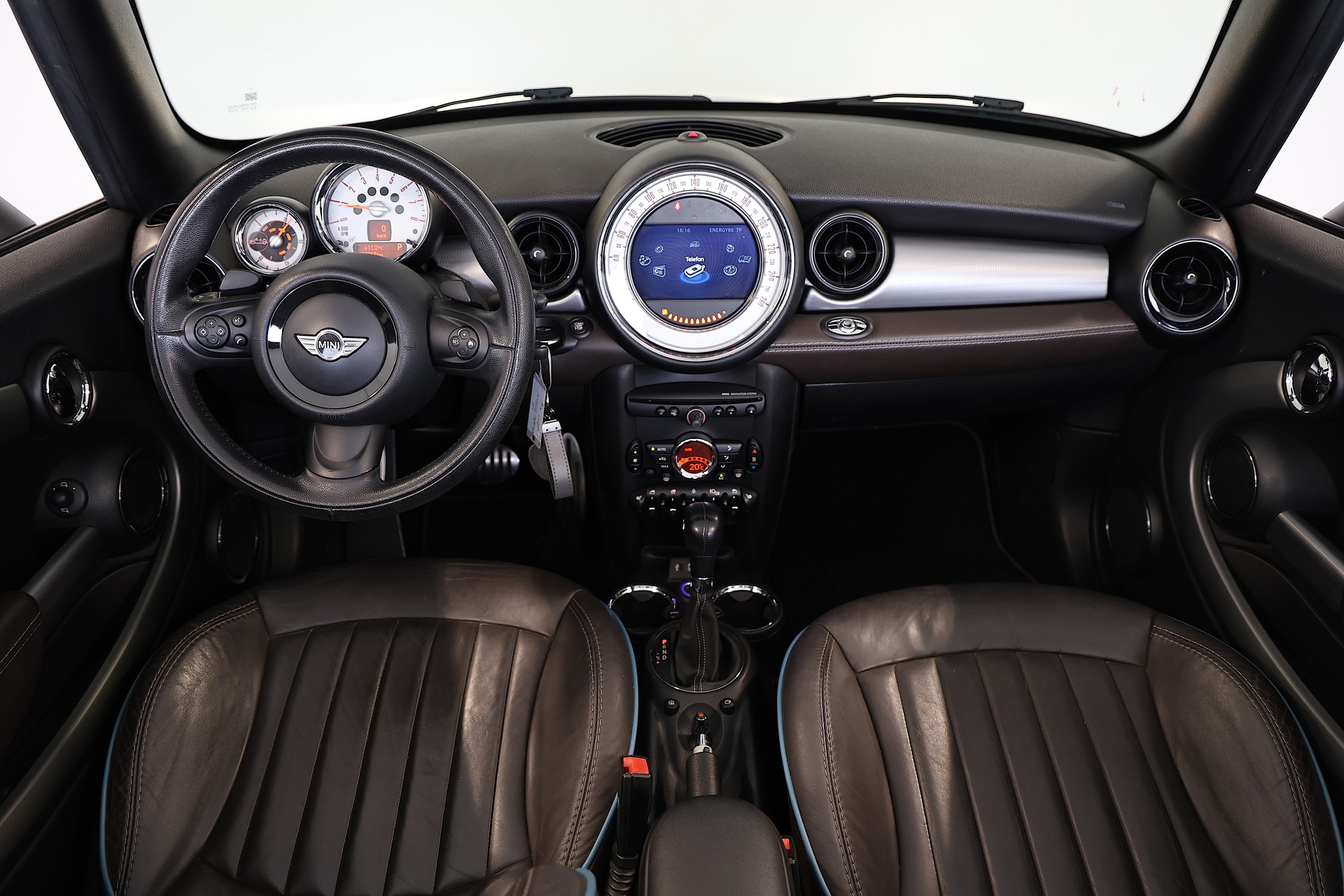 MINI Cooper S Cabriolet Steptronic-image-10
