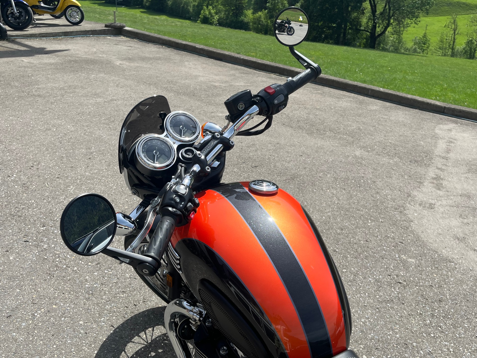 TRIUMPH Bonneville T120 ABS-image-3