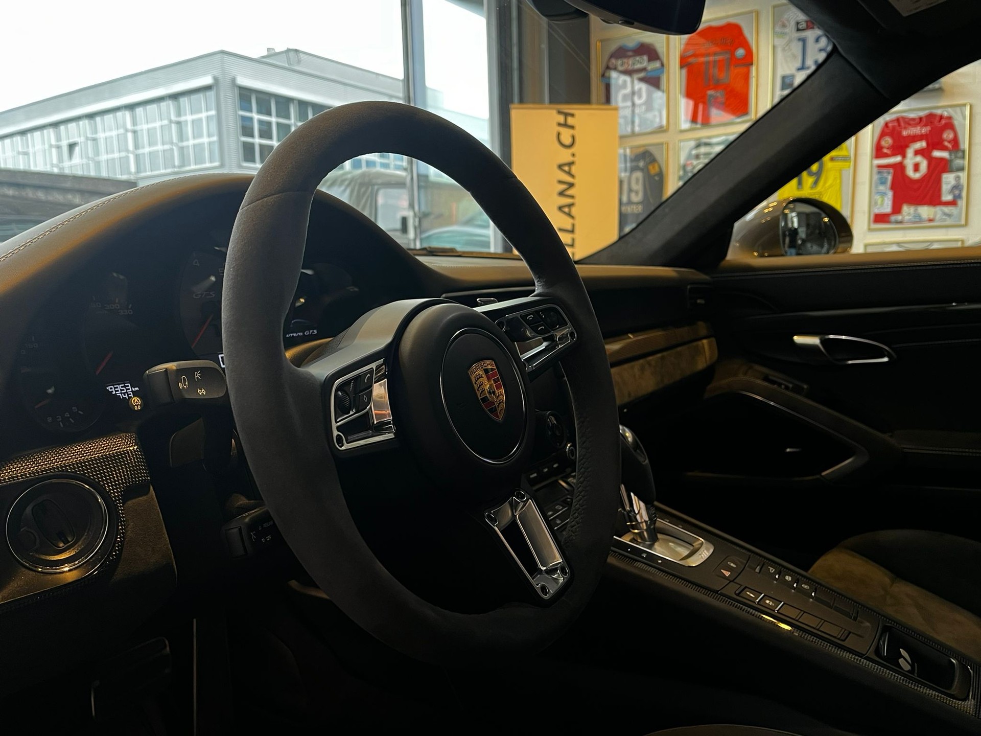 PORSCHE 911 Carrera GTS PDK-image-12