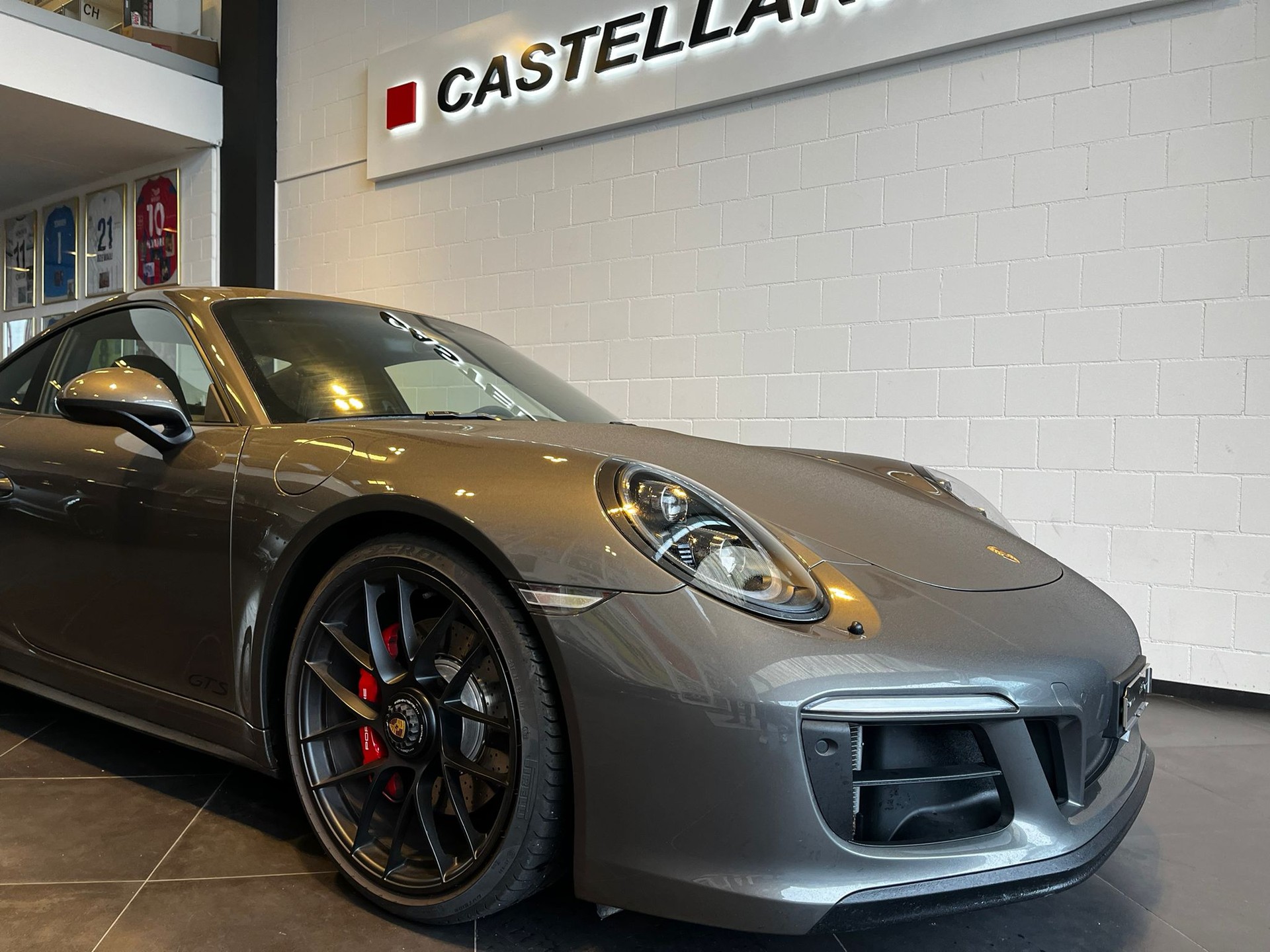 PORSCHE 911 Carrera GTS PDK-image-1