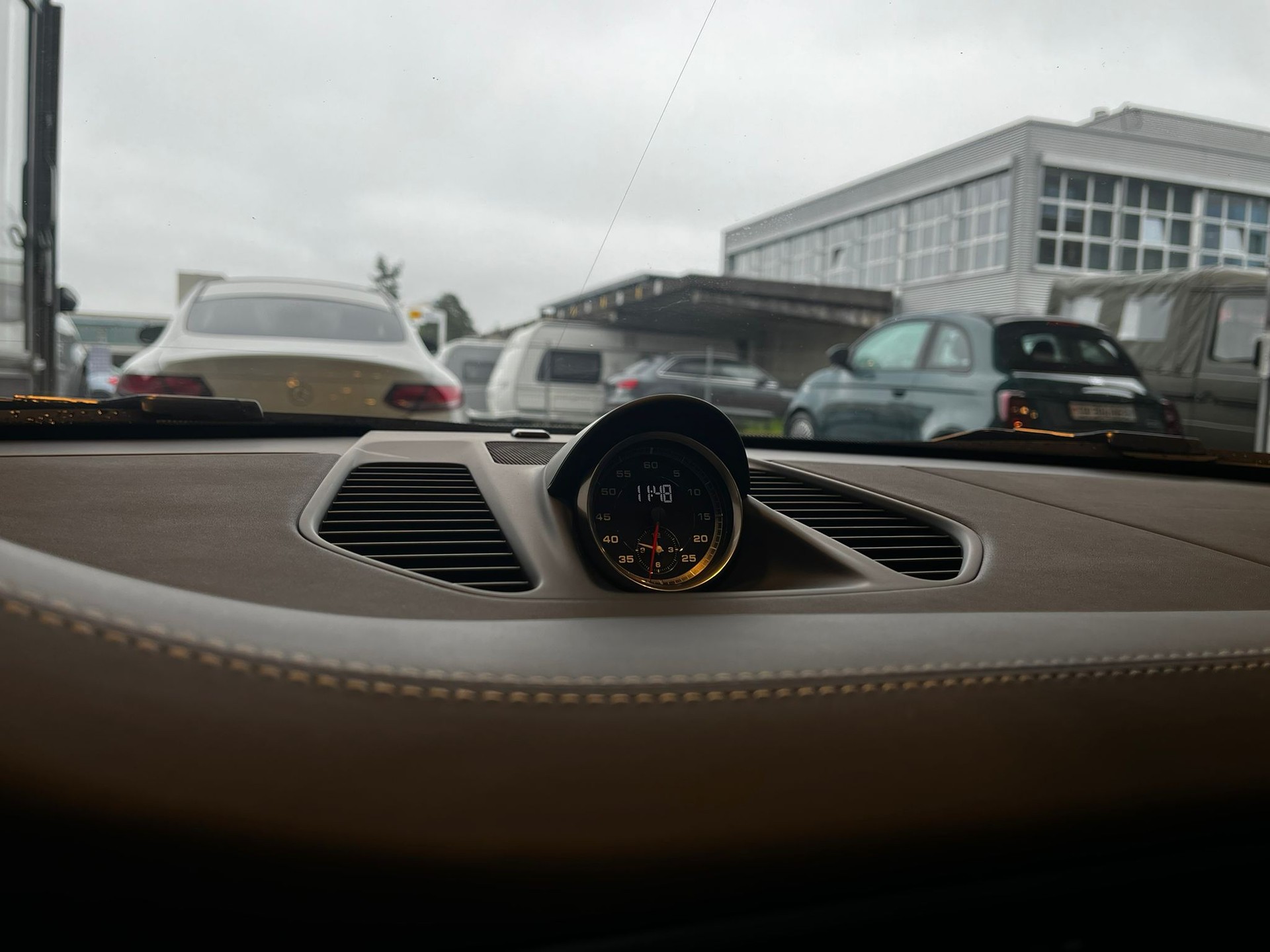 PORSCHE 911 Carrera GTS PDK-image-19