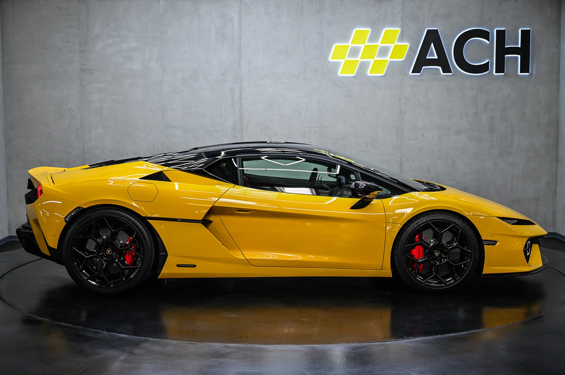 LAMBORGHINI Temerario Coupé-image-10