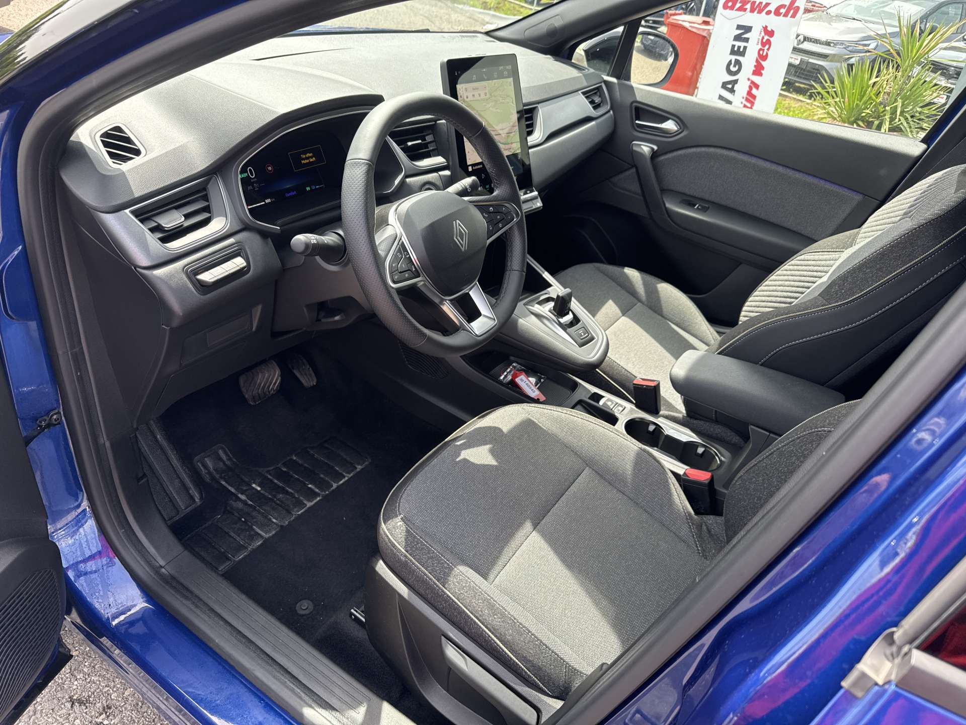 RENAULT Captur 1.8 E-Tech 160 Techno DHT-Automat-image-5