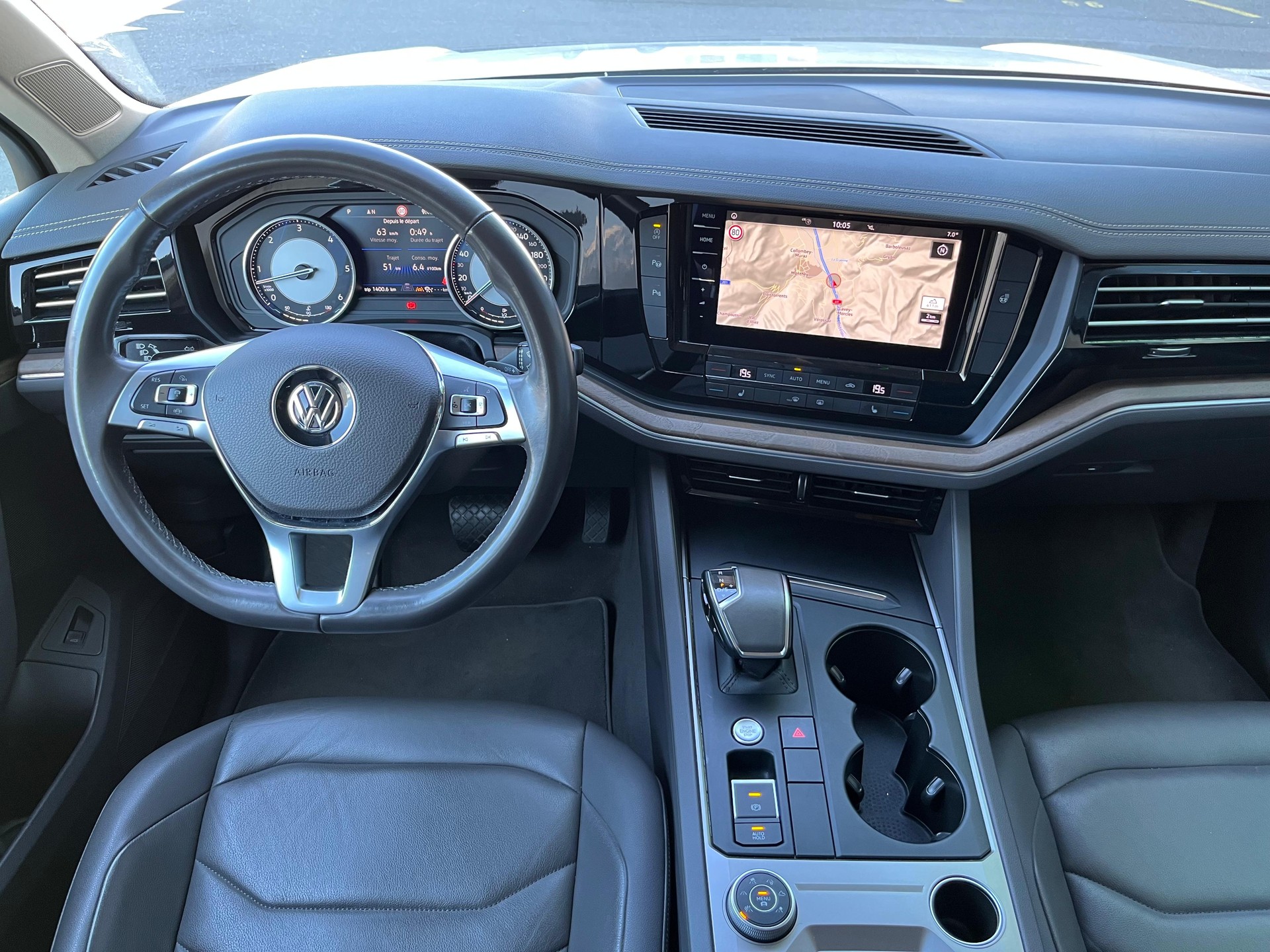 VW Touareg 3.0 TDI Elegance Tiptronic-image-11