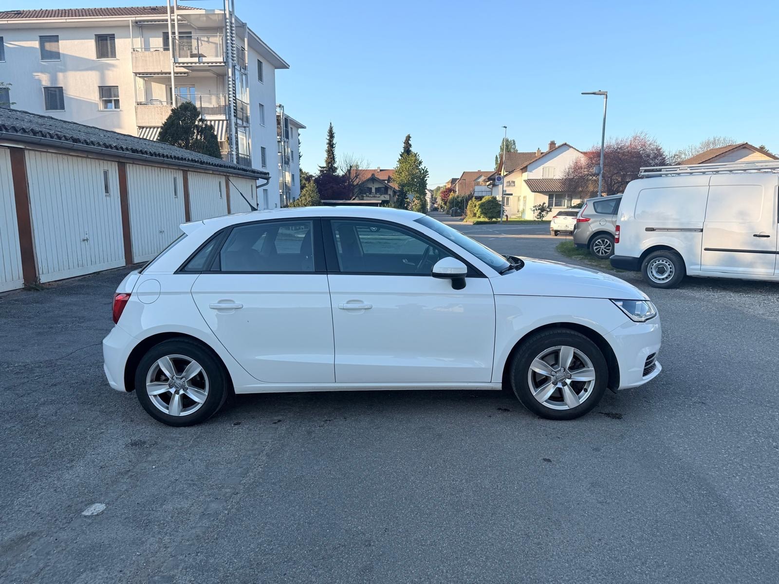 AUDI A1 Sportback 1.4 TFSI-image-3