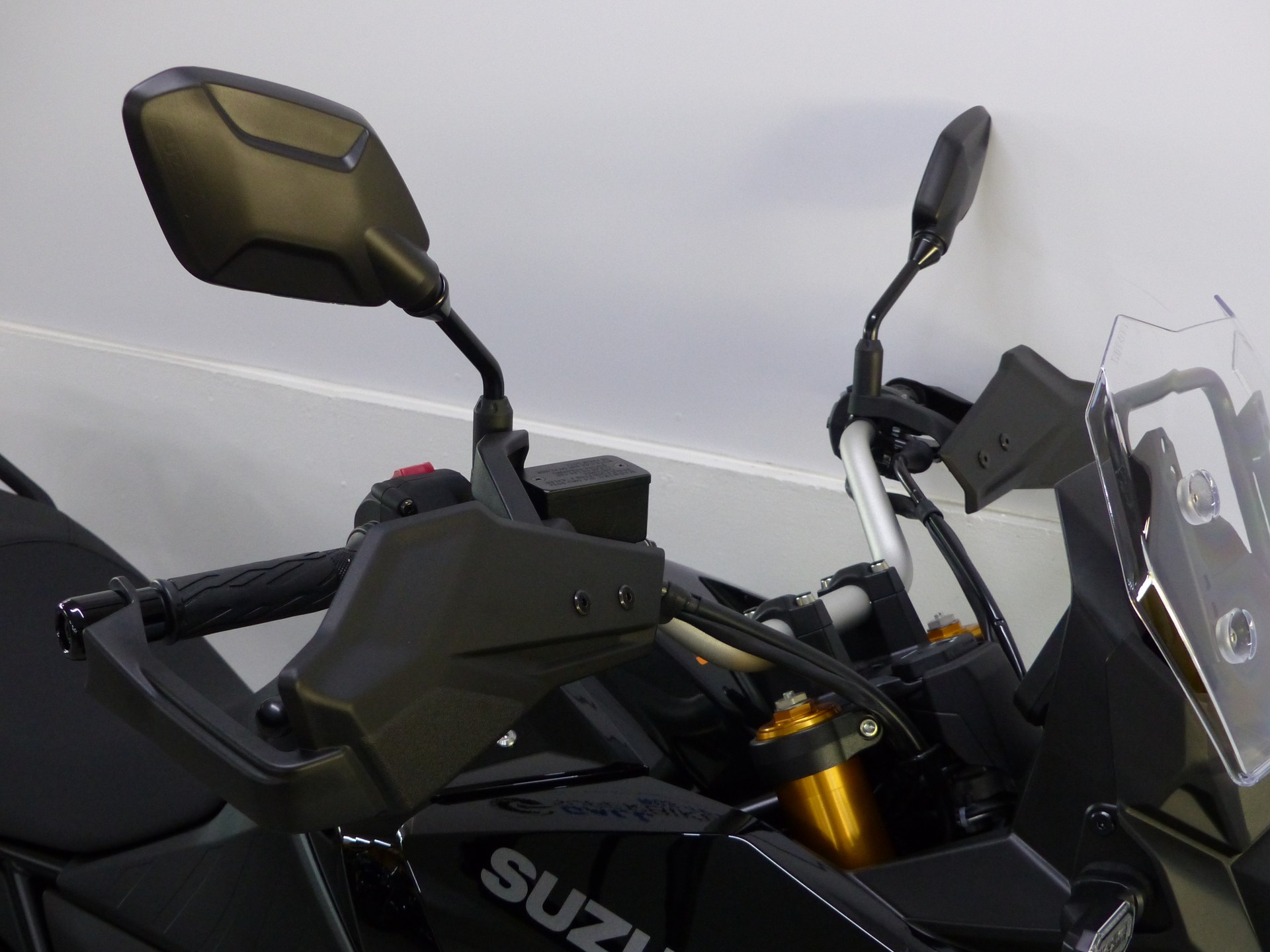 SUZUKI DL 800 DE ABS-image-5