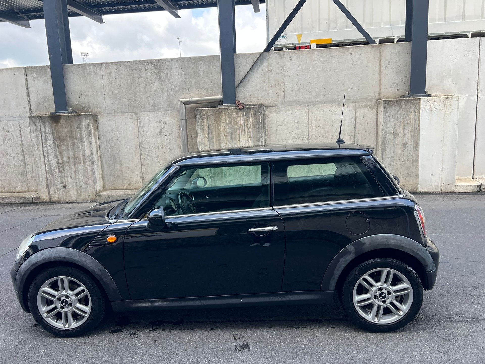 MINI Cooper-image-5
