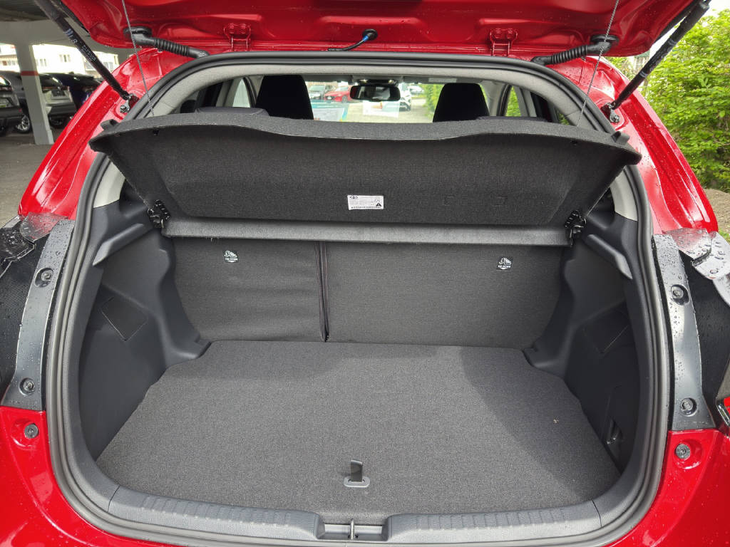 TOYOTA Yaris 1.5 VVT-i HSD Trend-image-13
