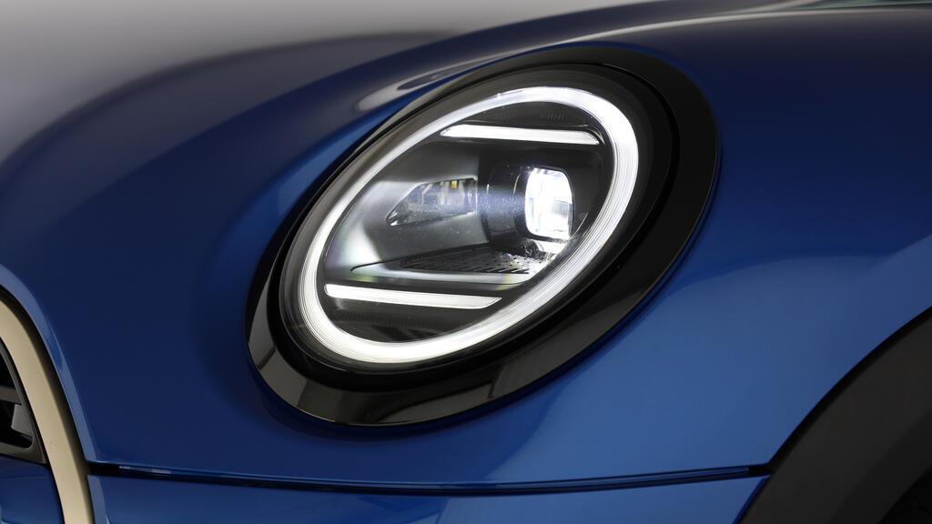 MINI Cooper 5 door C-image-15