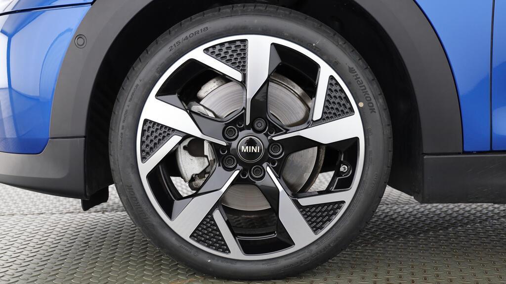 MINI Cooper 5 door C-image-9
