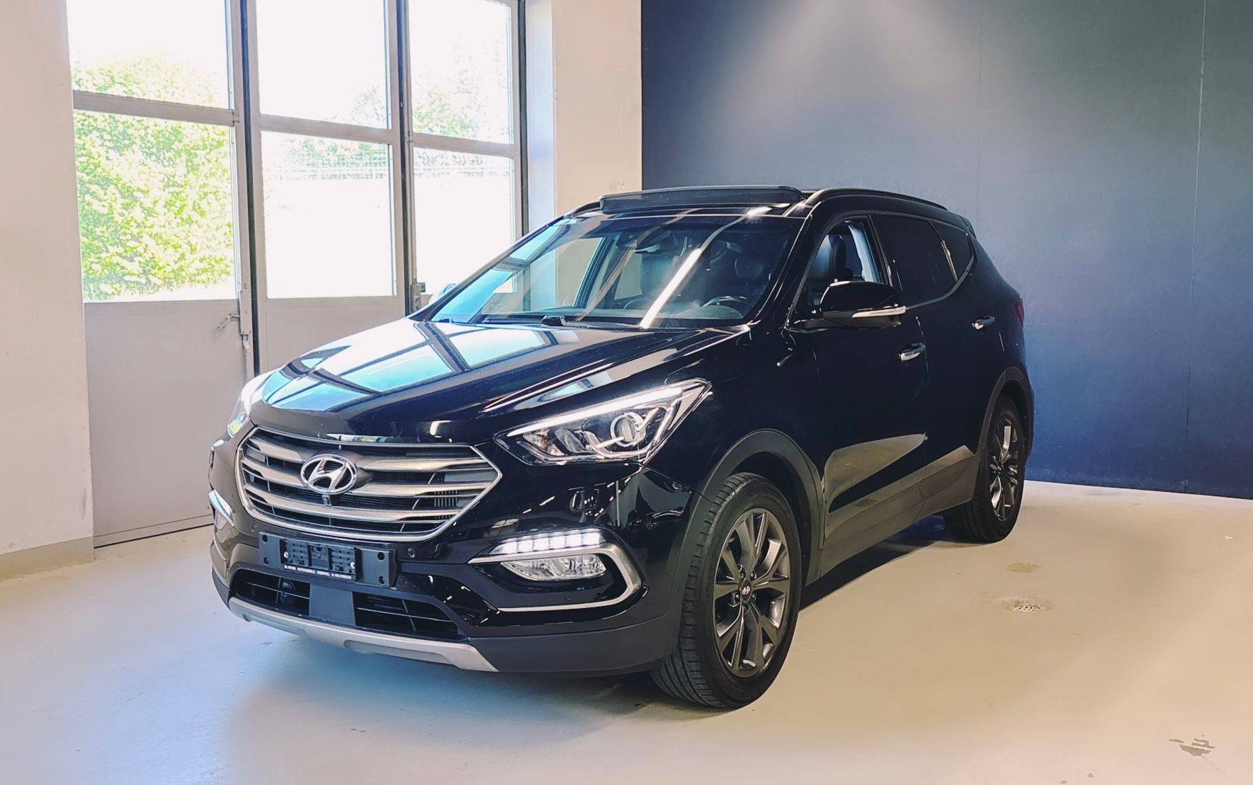 HYUNDAI Santa Fe 2.2 CRDI Amplia 4WD Automatic-image-1