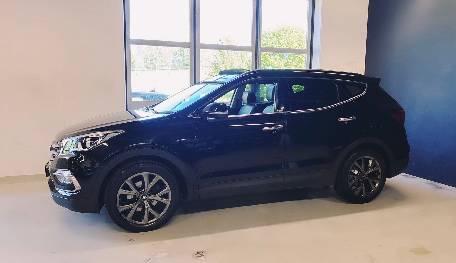HYUNDAI Santa Fe 2.2 CRDI Amplia 4WD Automatic-image-5