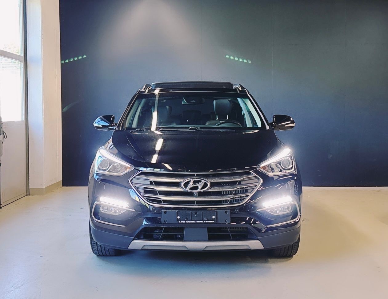 HYUNDAI Santa Fe 2.2 CRDI Amplia 4WD Automatic-image-2
