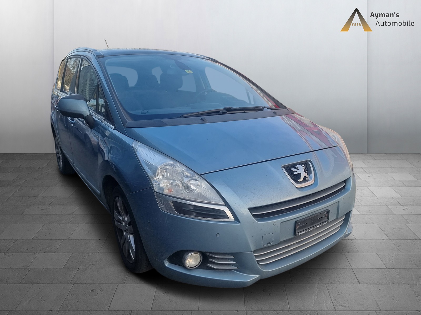 PEUGEOT 5008 1.6 16V T Family-image-3