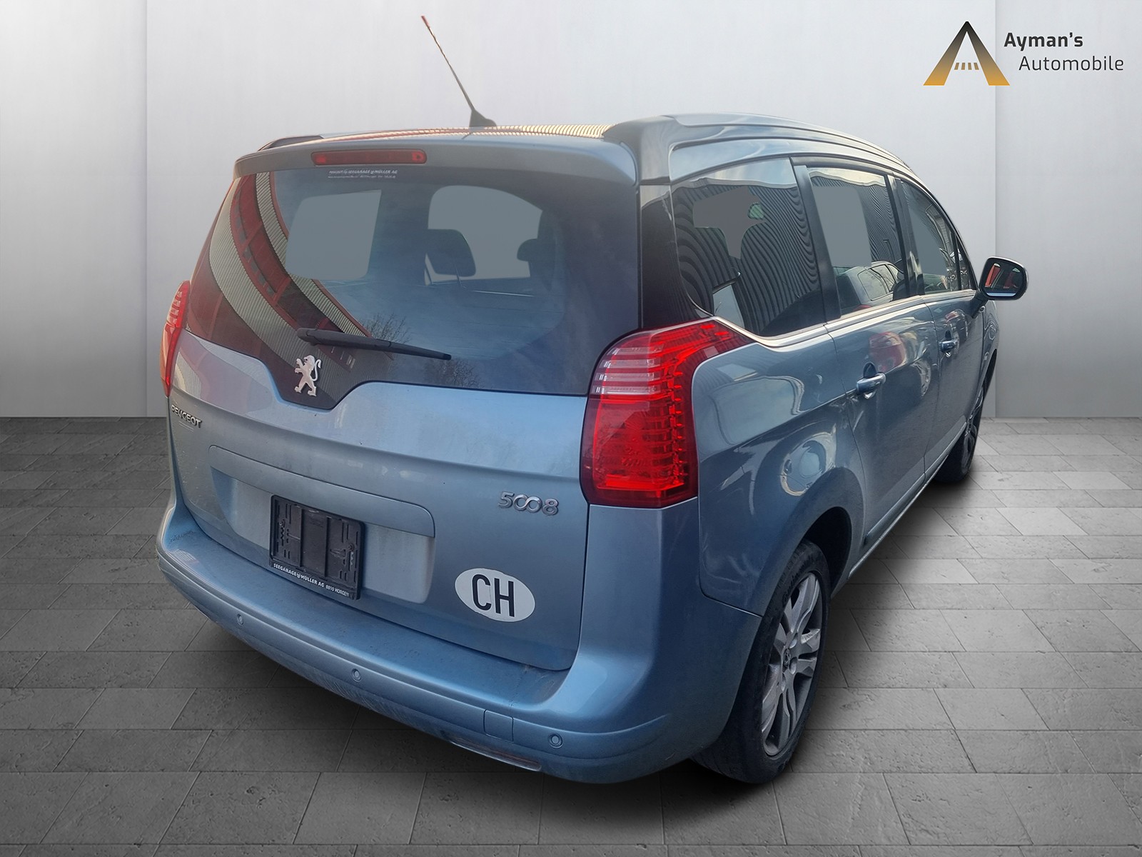 PEUGEOT 5008 1.6 16V T Family-image-4