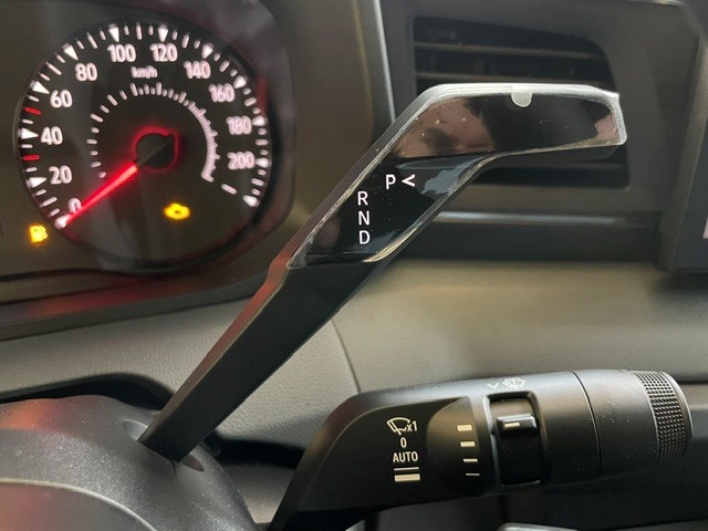 RENAULT Master T35 2.0 Blue dCi 170 L3H2 Automat-image-4