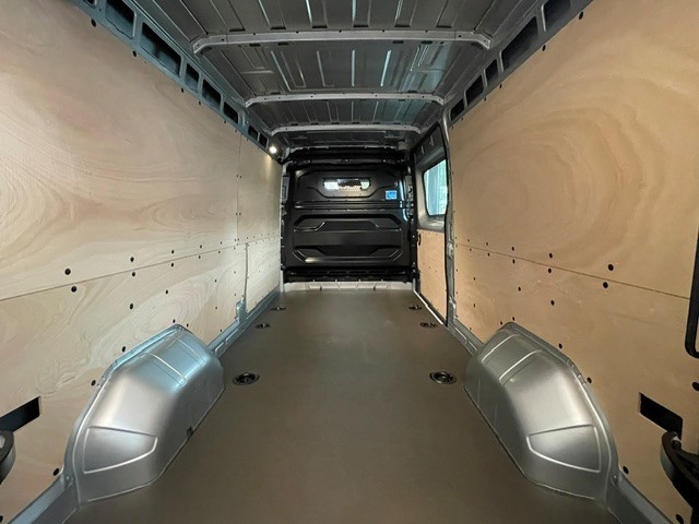 RENAULT Master T35 2.0 Blue dCi 170 L3H2 Automat-image-11