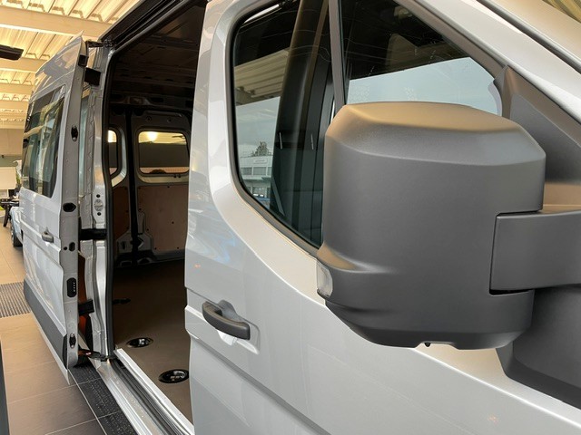 RENAULT Master T35 2.0 Blue dCi 170 L3H2 Automat-image-10