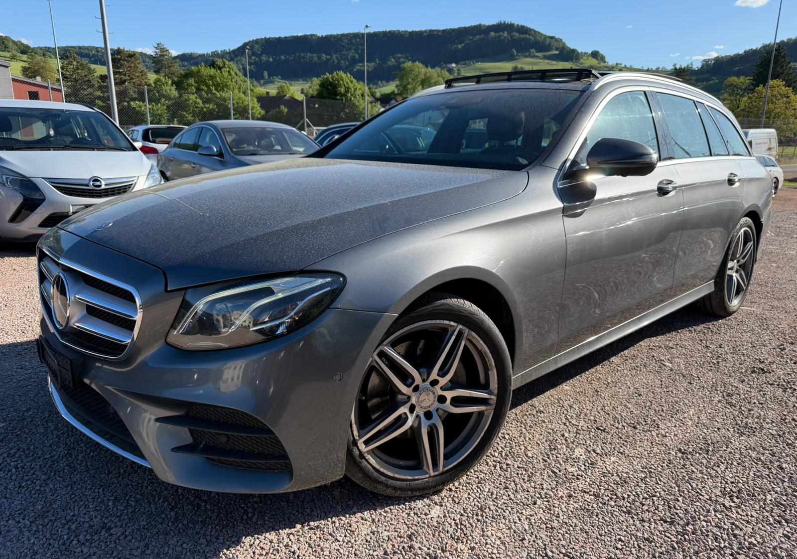 MERCEDES-BENZ E 220 d AMG Line 9G-Tronic-image-0