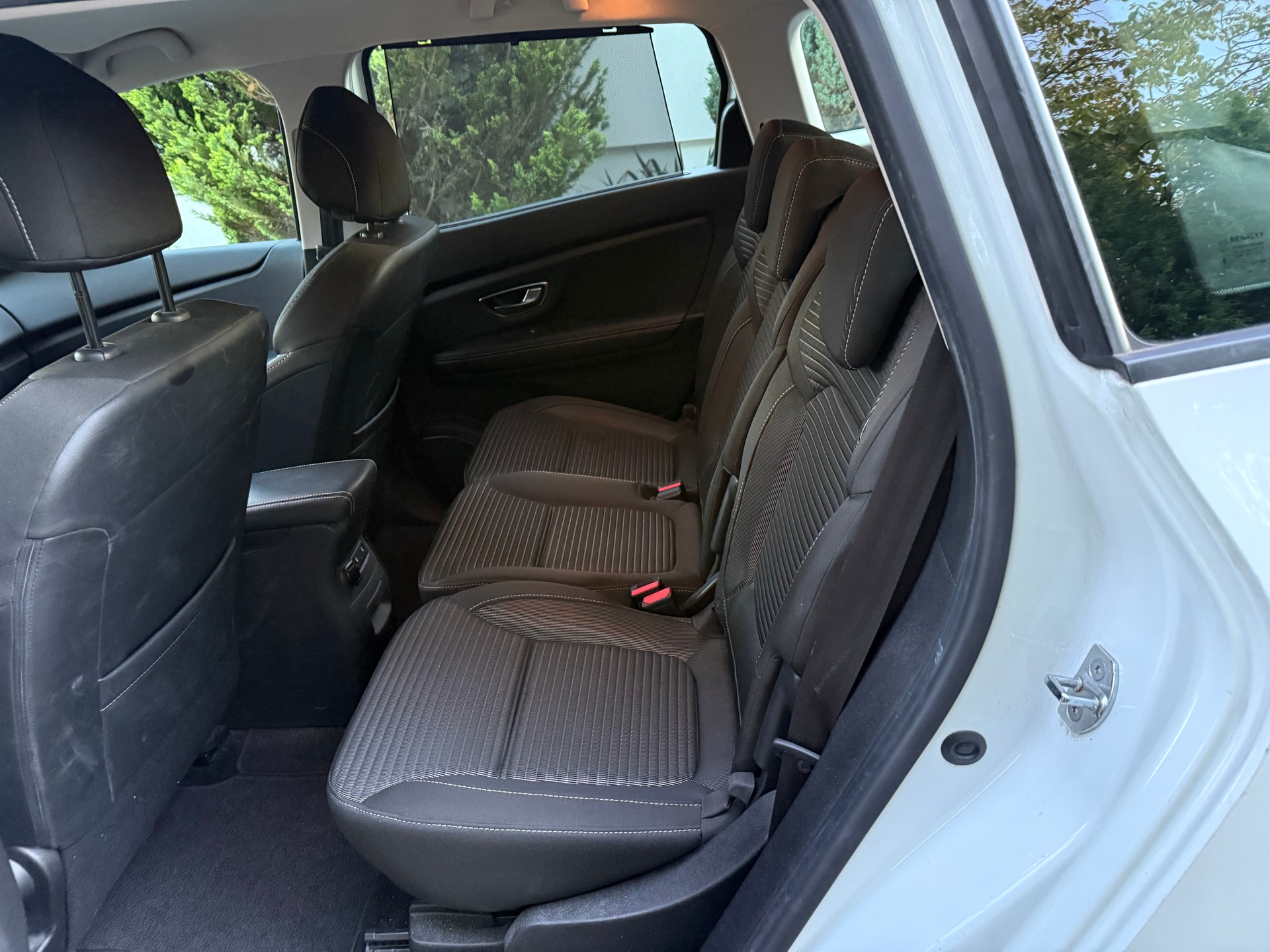 RENAULT Grand Scénic 1.5 dCi Intens EDC-image-8