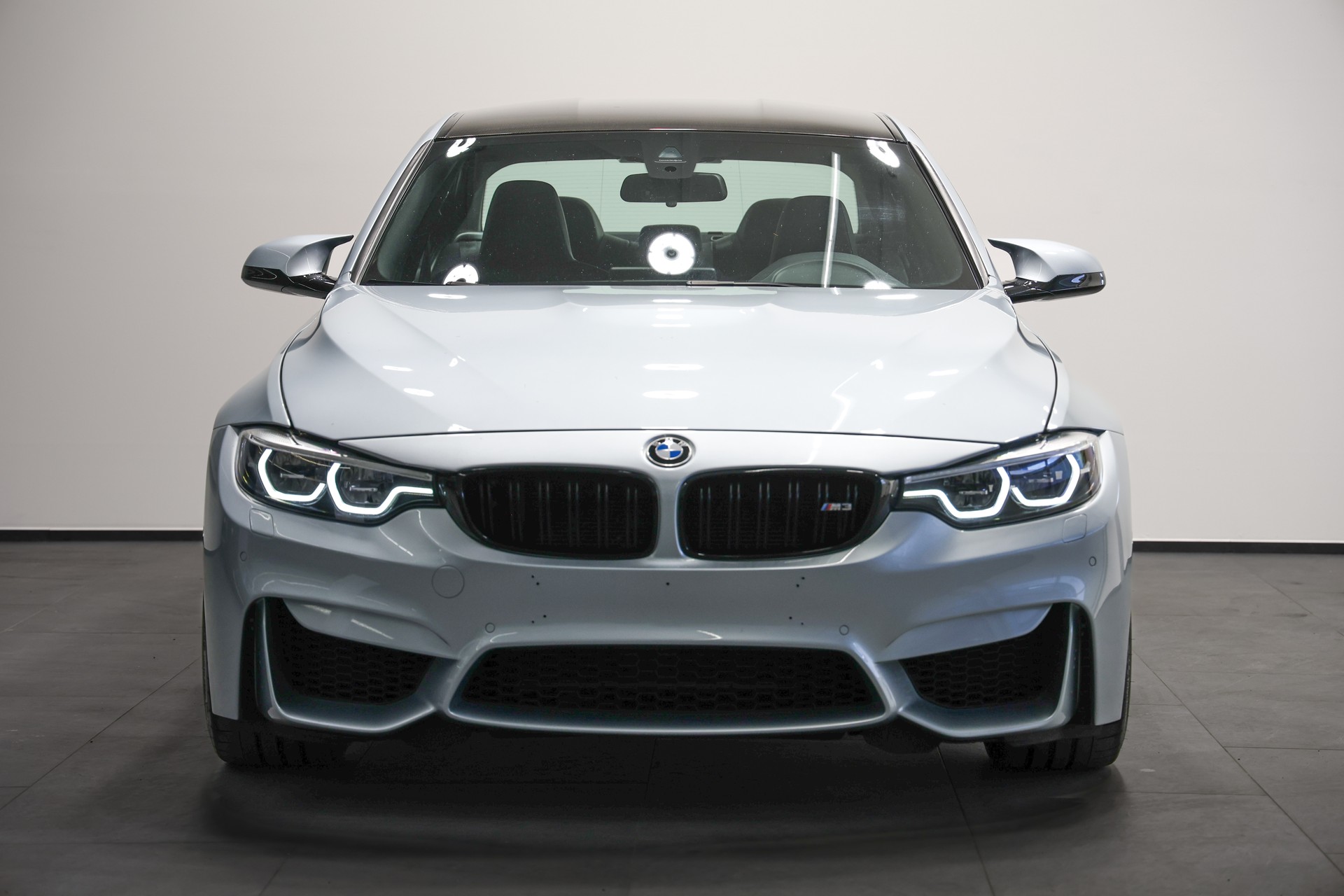 BMW M3 Competition Drivelogic *Individual Silverstone Metallic*-image-5