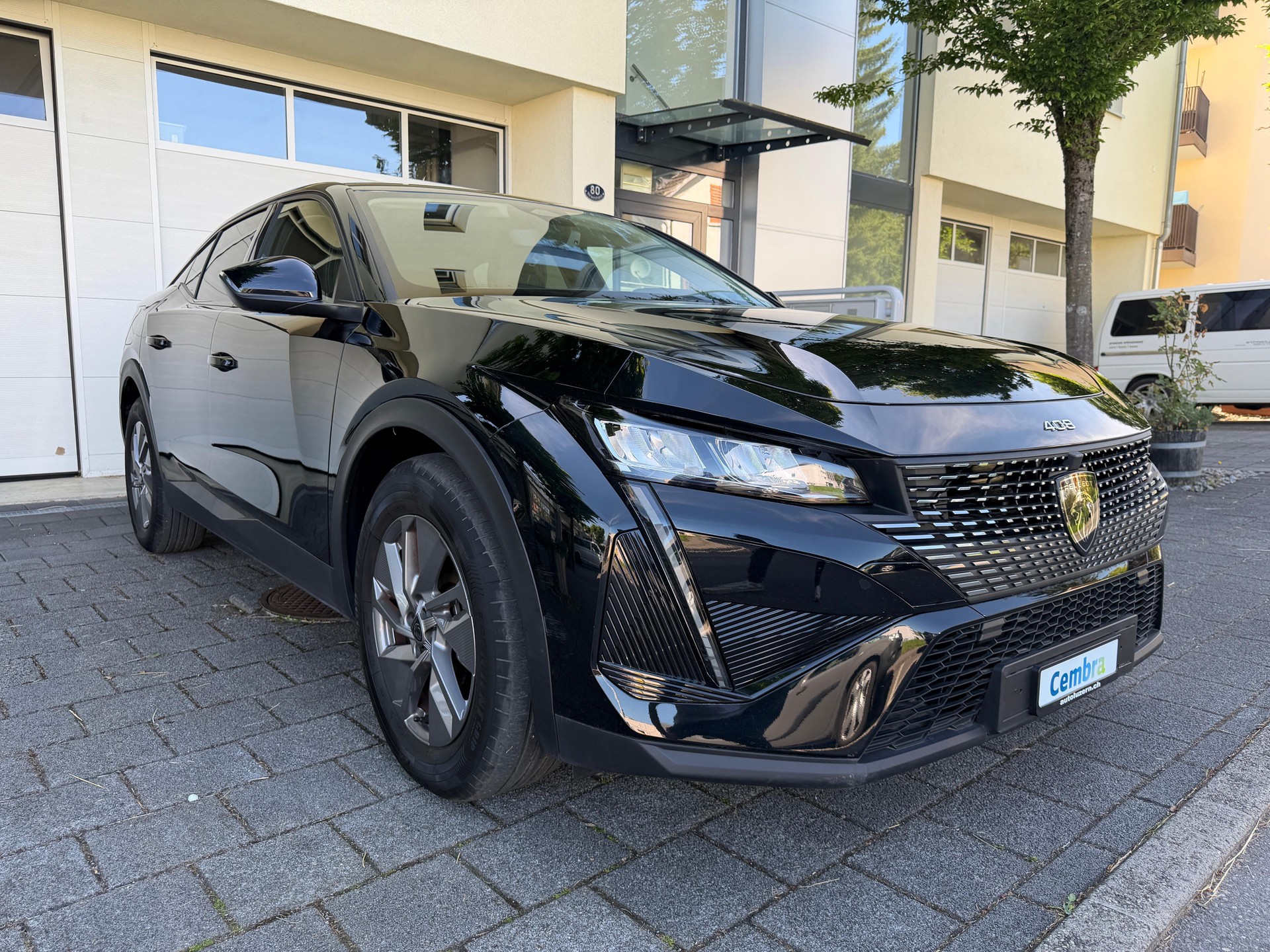 PEUGEOT 408 1.2 HEV 145 Allure-image-5