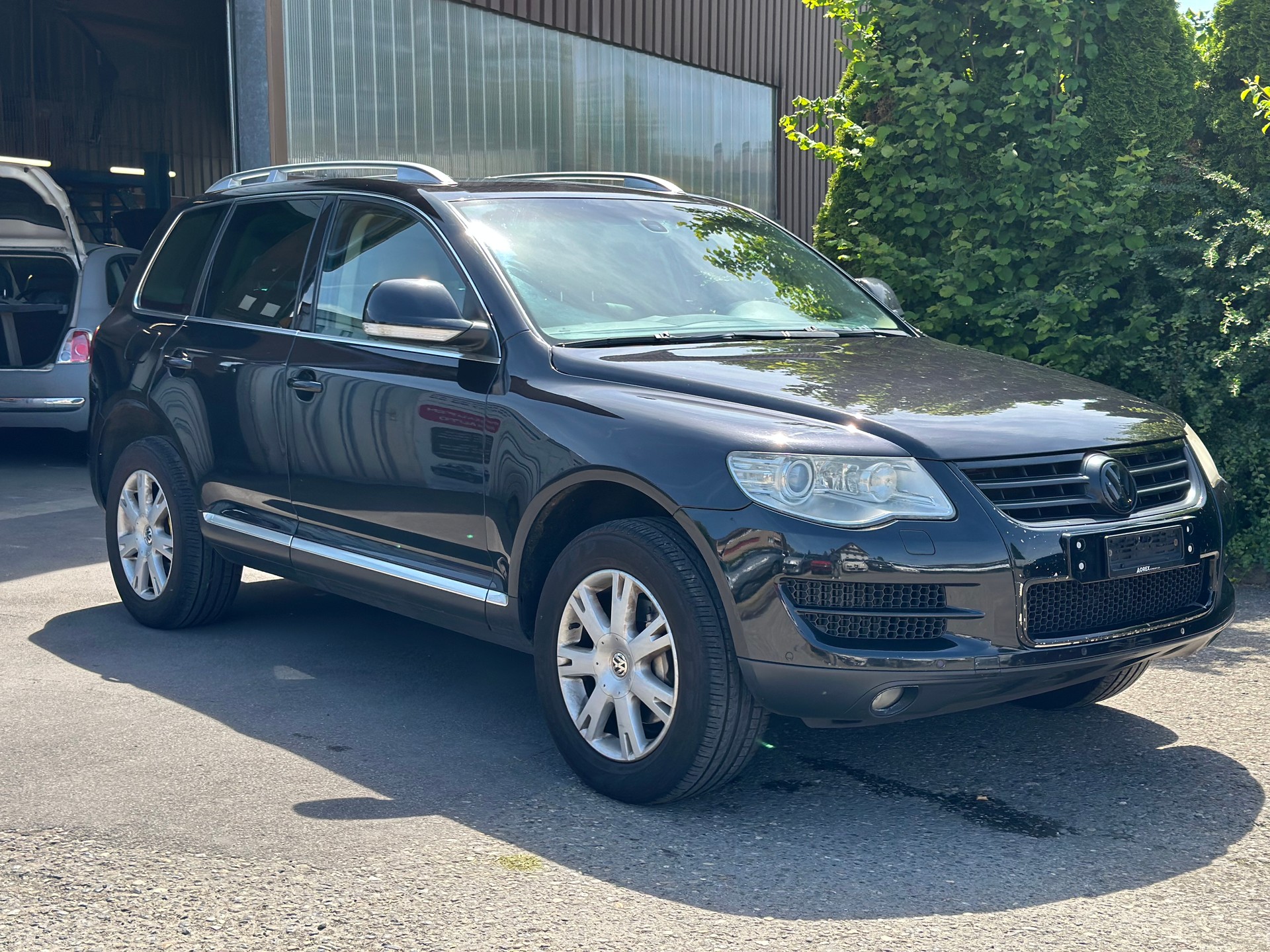 VW Touareg 3.0 TDI Tiptronic-image-0