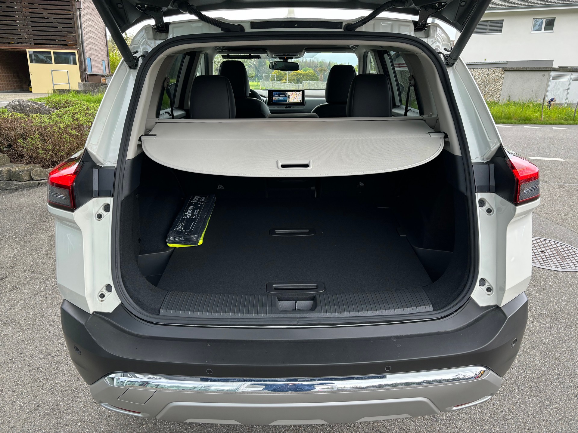 NISSAN X-Trail 1.5e-Power 4WD Tekna+-image-4